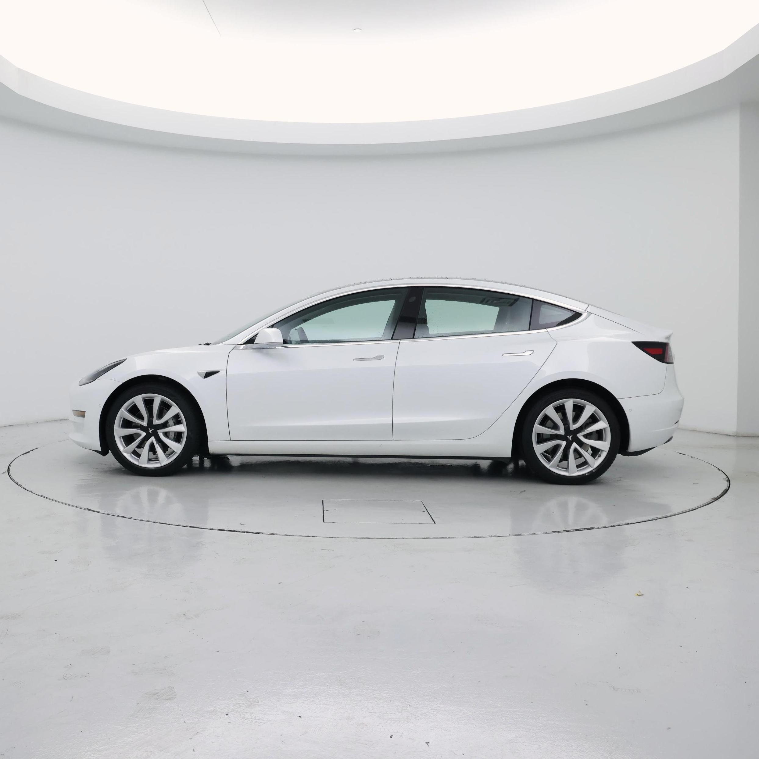 Thumbnail: 2020 Tesla Model 3 - 3