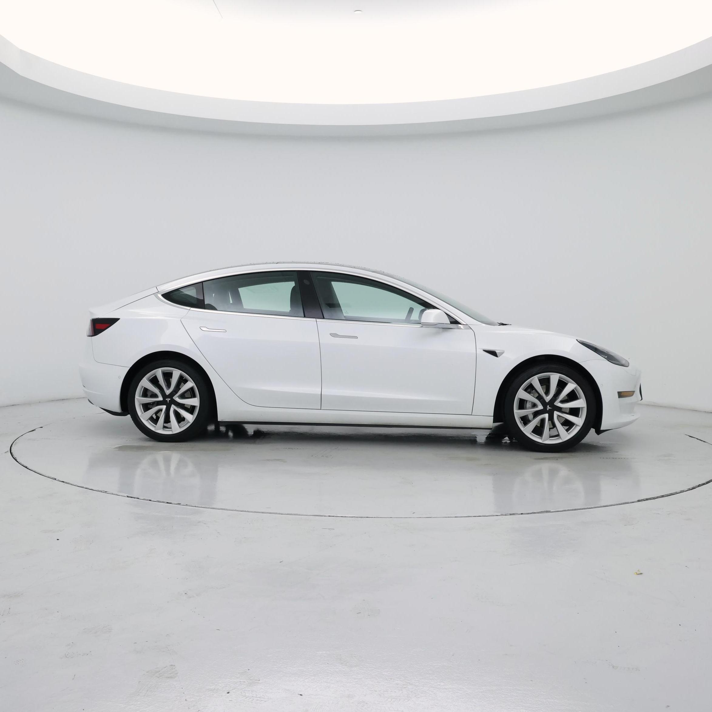 Thumbnail: 2020 Tesla Model 3 - 7