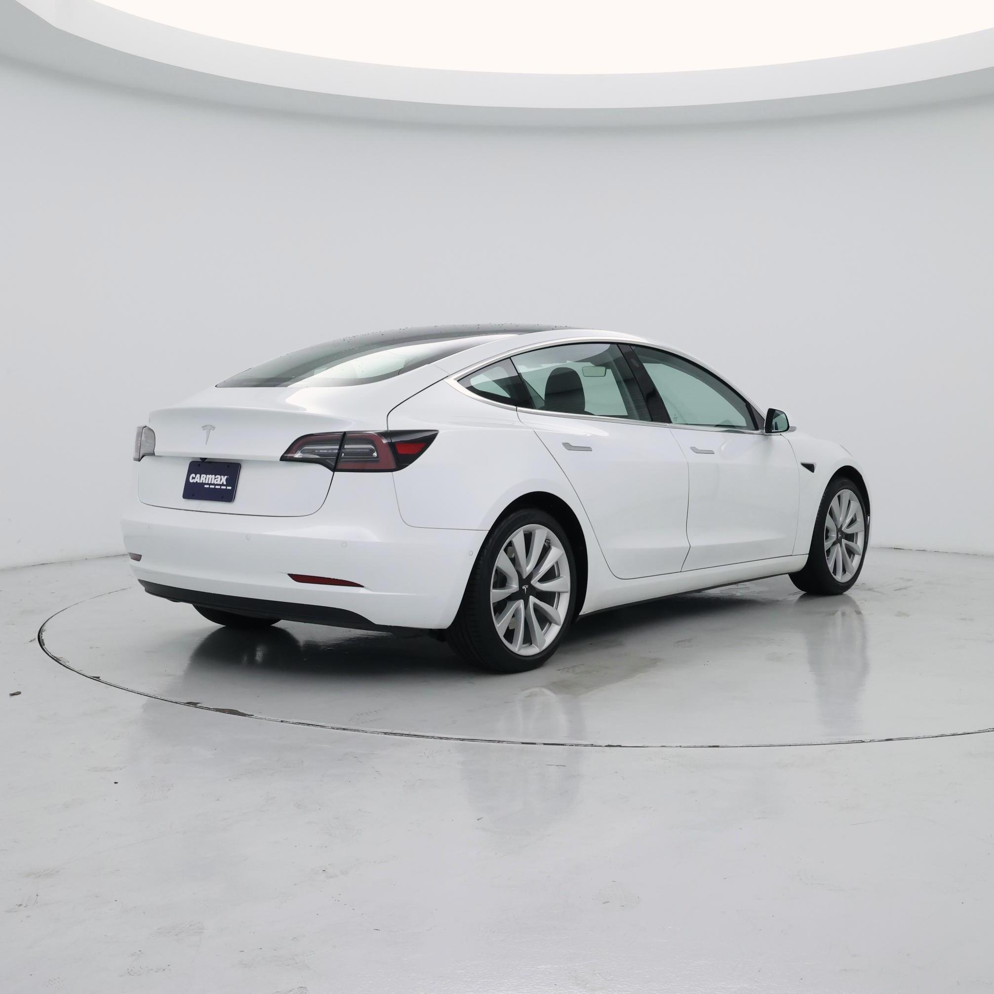 Thumbnail: 2020 Tesla Model 3 - 8