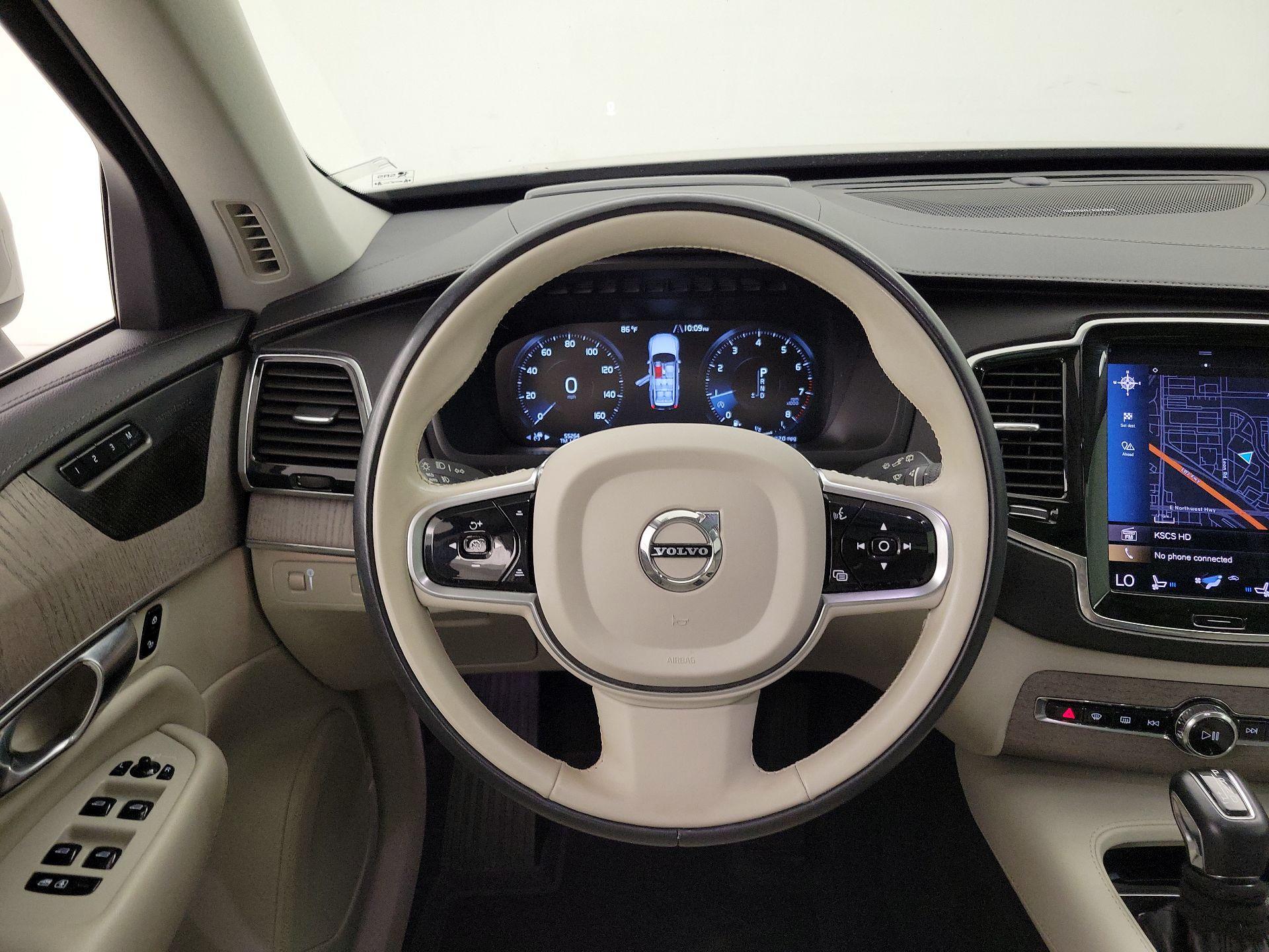 Thumbnail: 2022 Volvo XC90 - 10