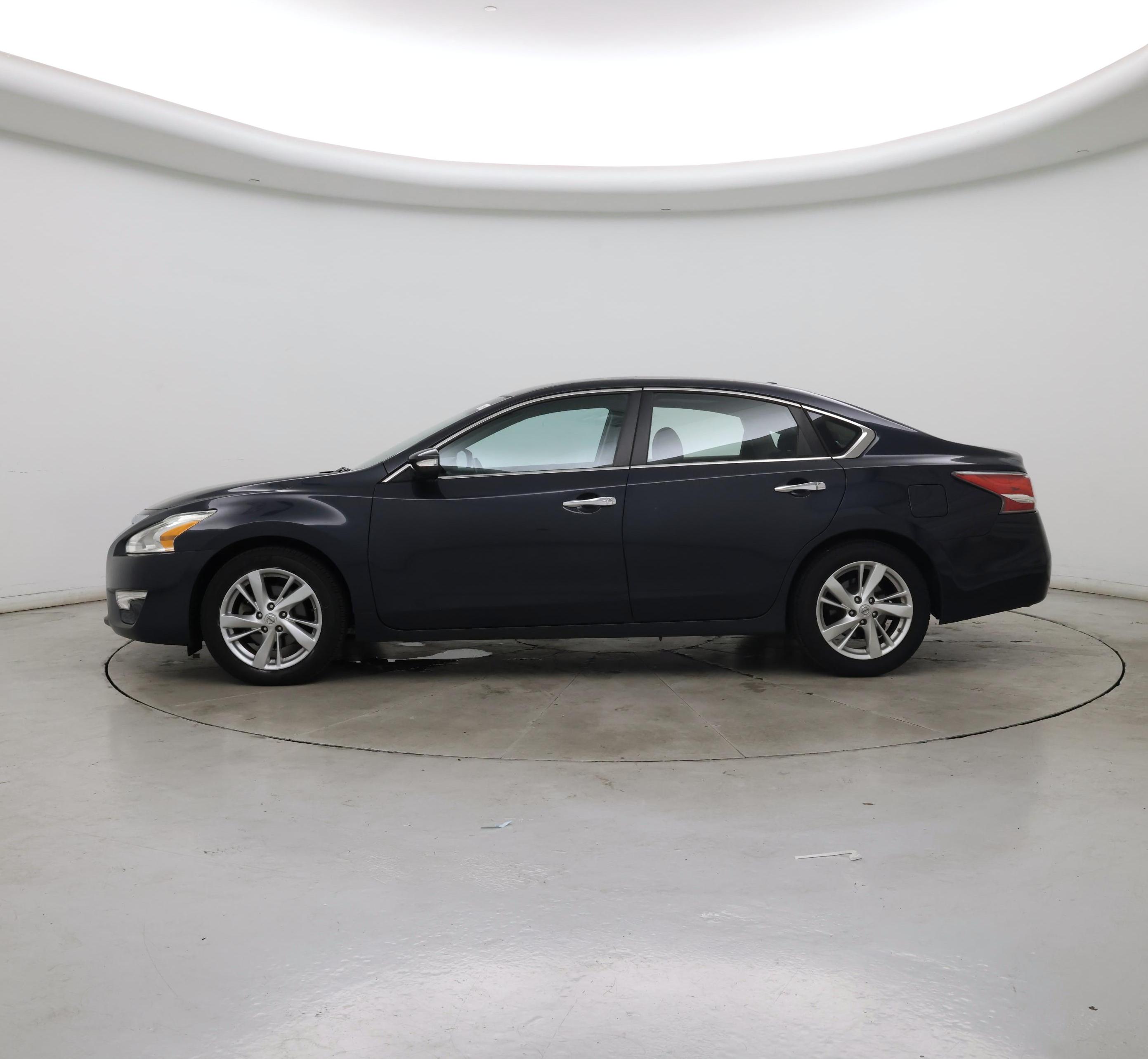 Thumbnail: 2014 Nissan Altima - 3