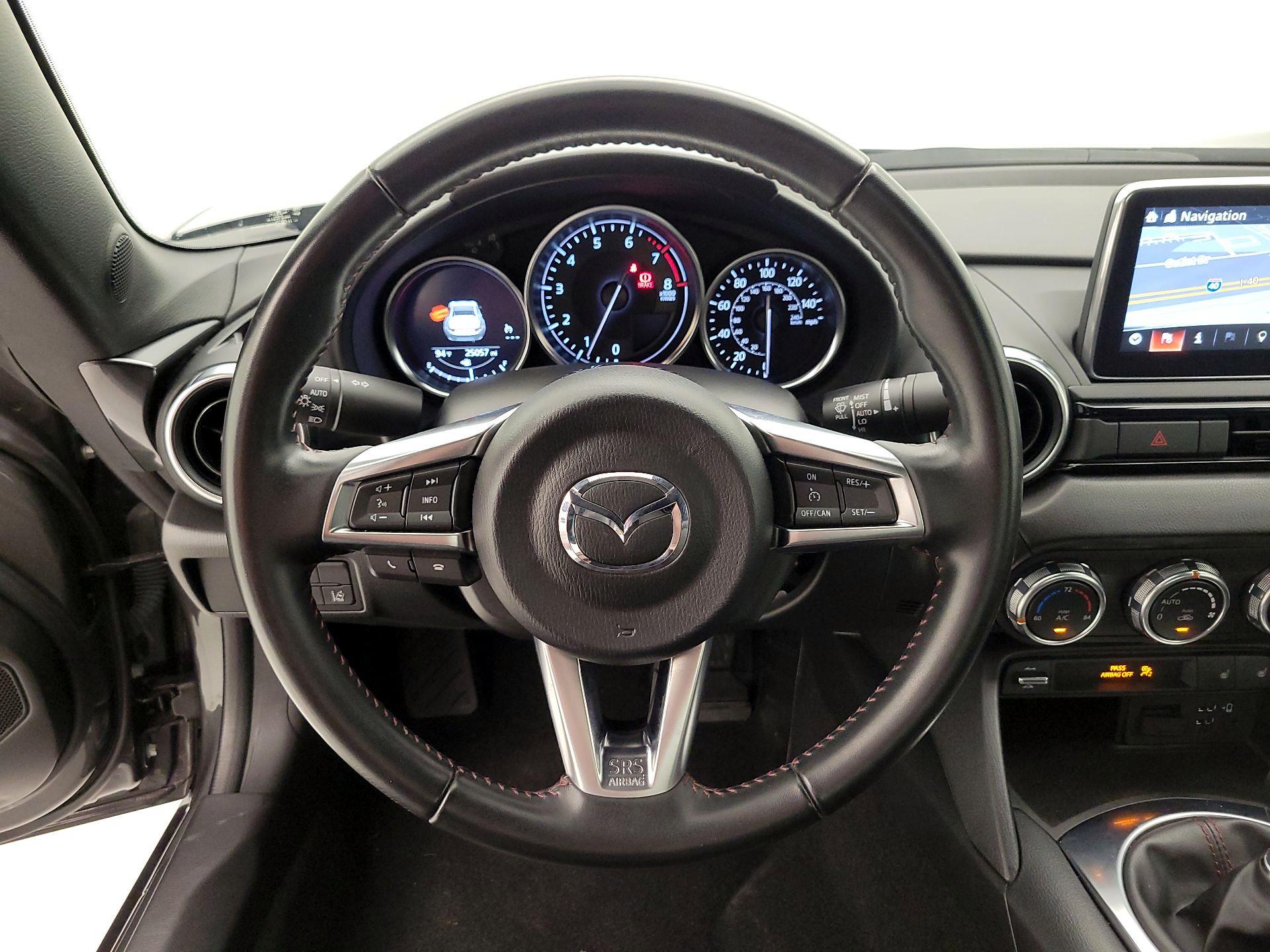 Thumbnail: 2017 Mazda MX-5 Miata - 10