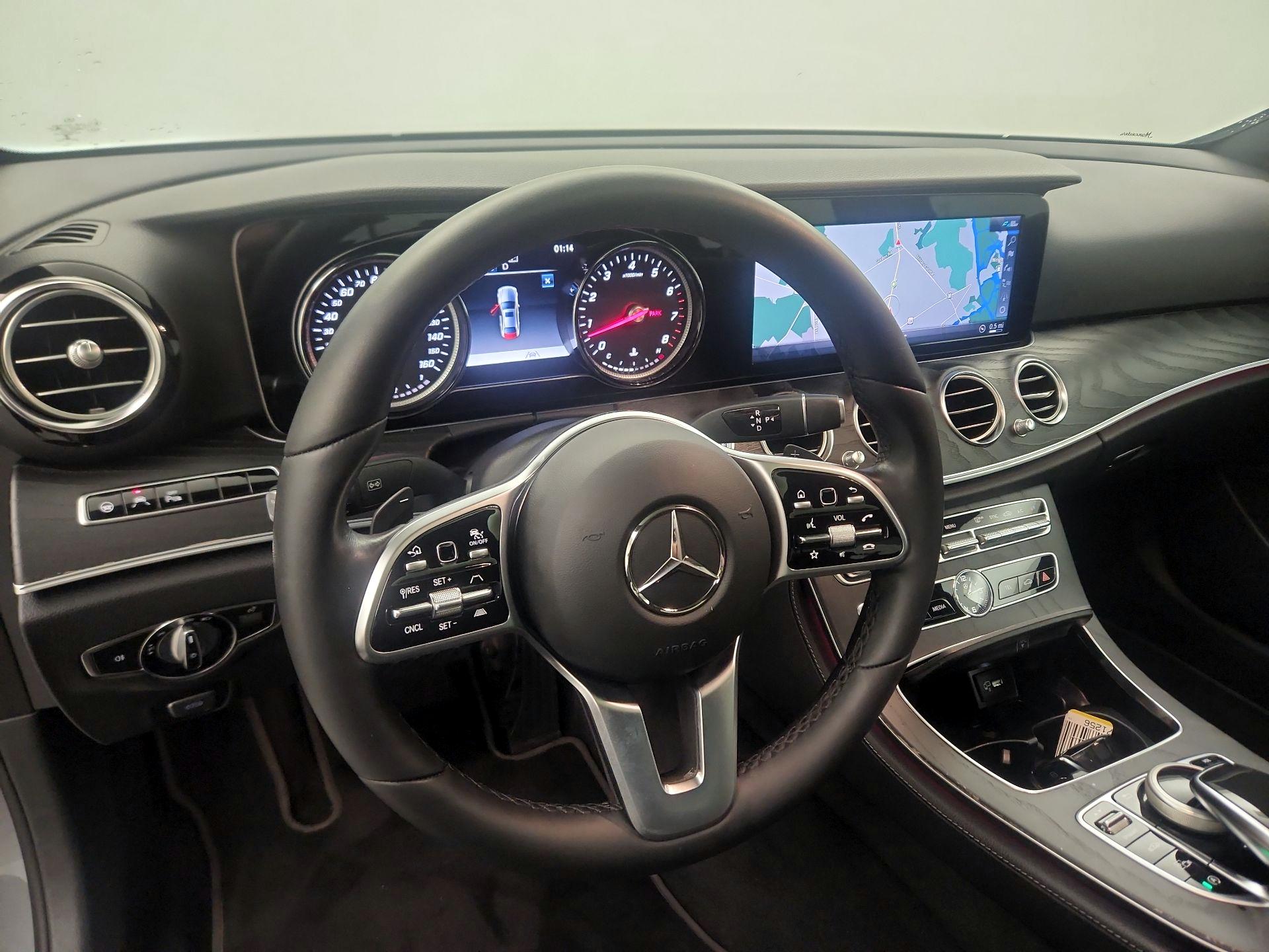 Thumbnail: 2019 Mercedes-Benz E-Class - 9