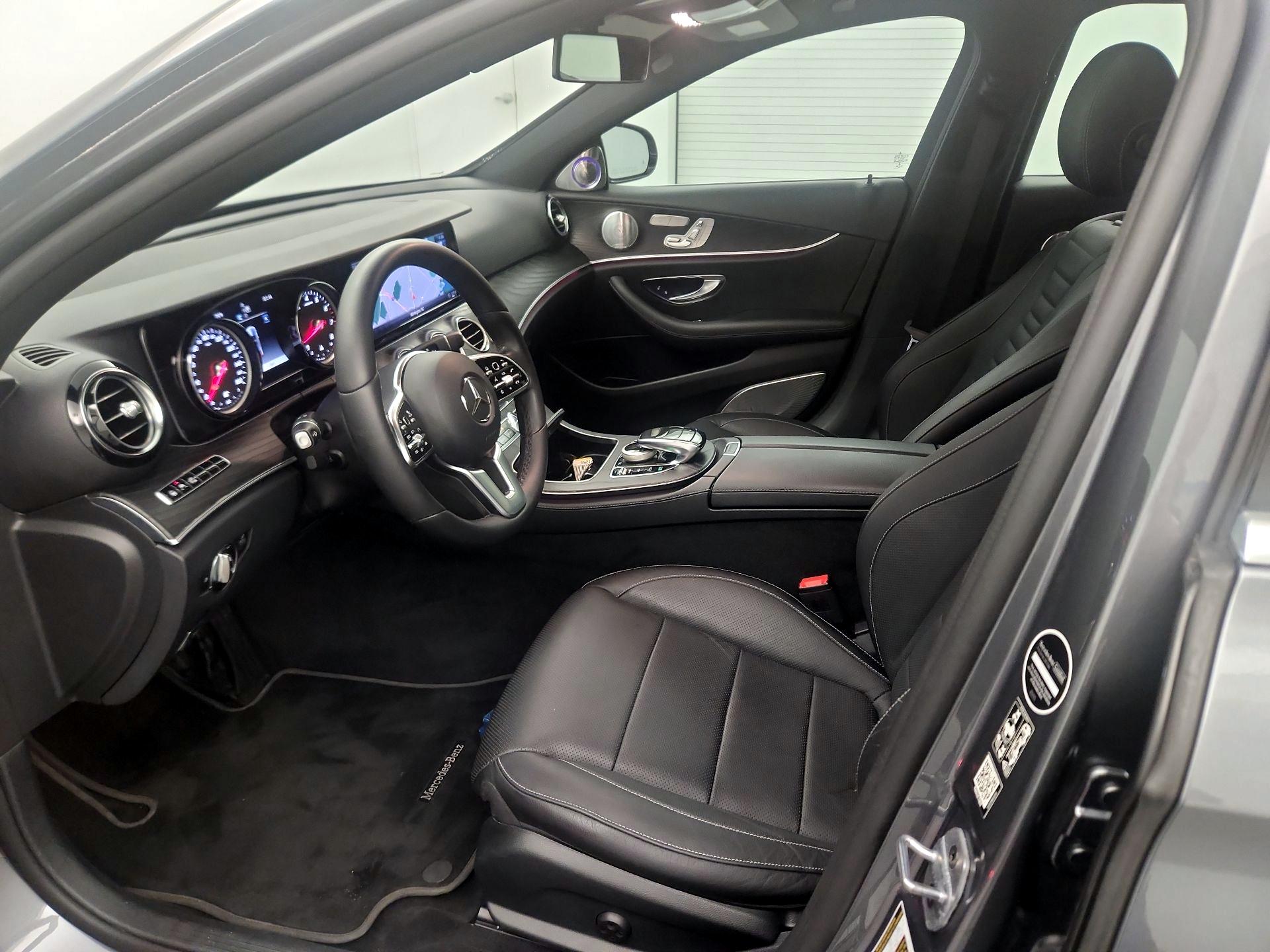 Thumbnail: 2019 Mercedes-Benz E-Class - 11