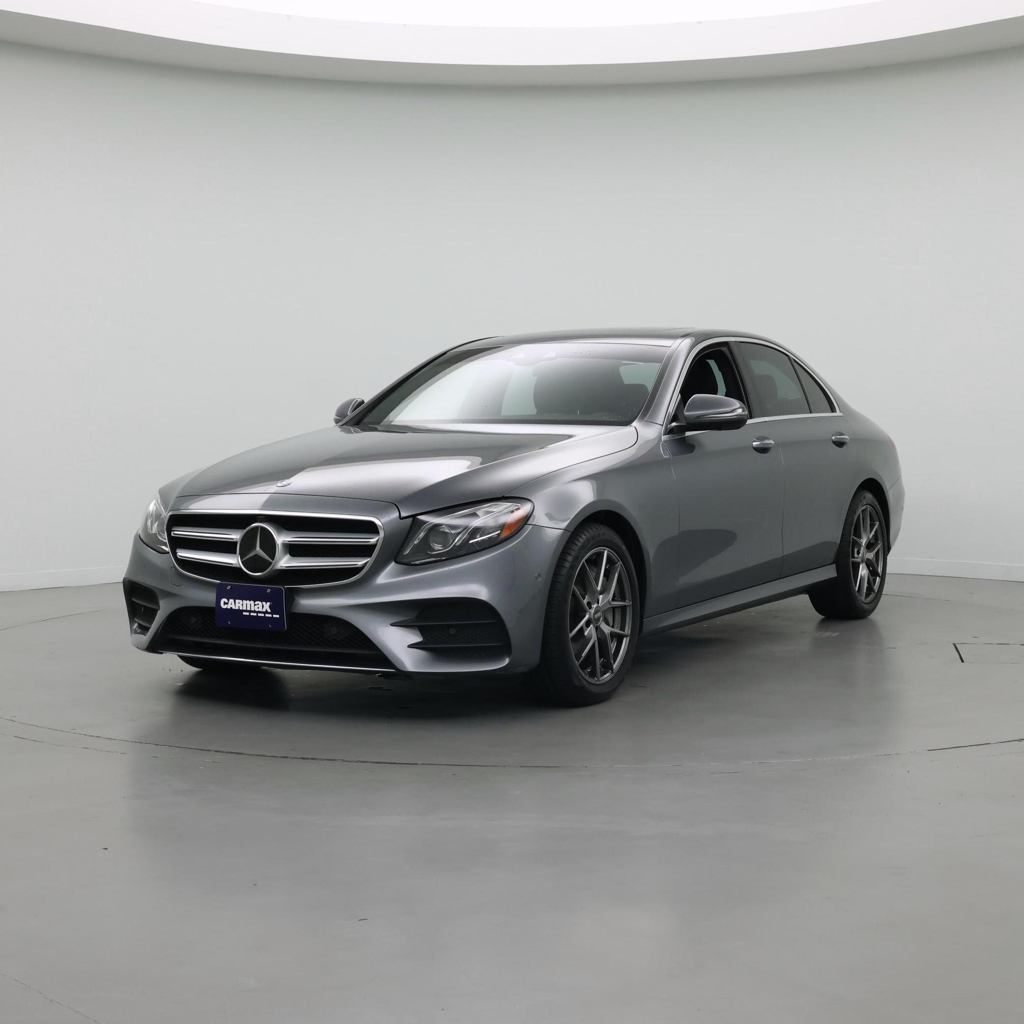 Thumbnail: 2019 Mercedes-Benz E-Class - 4