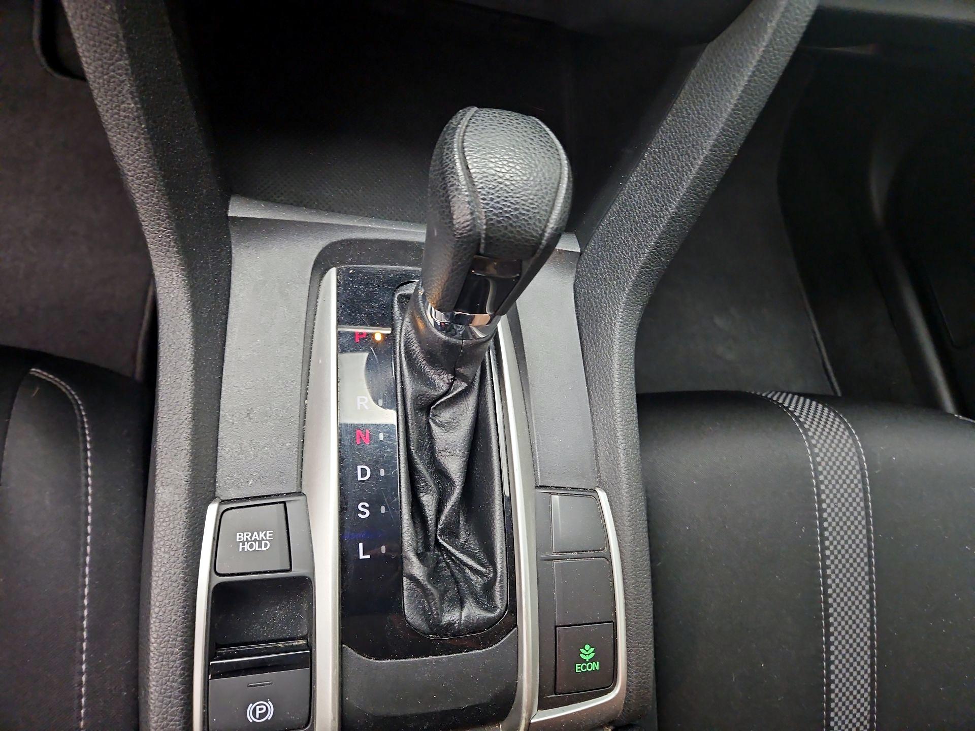 Thumbnail: 2019 Honda Civic - 17