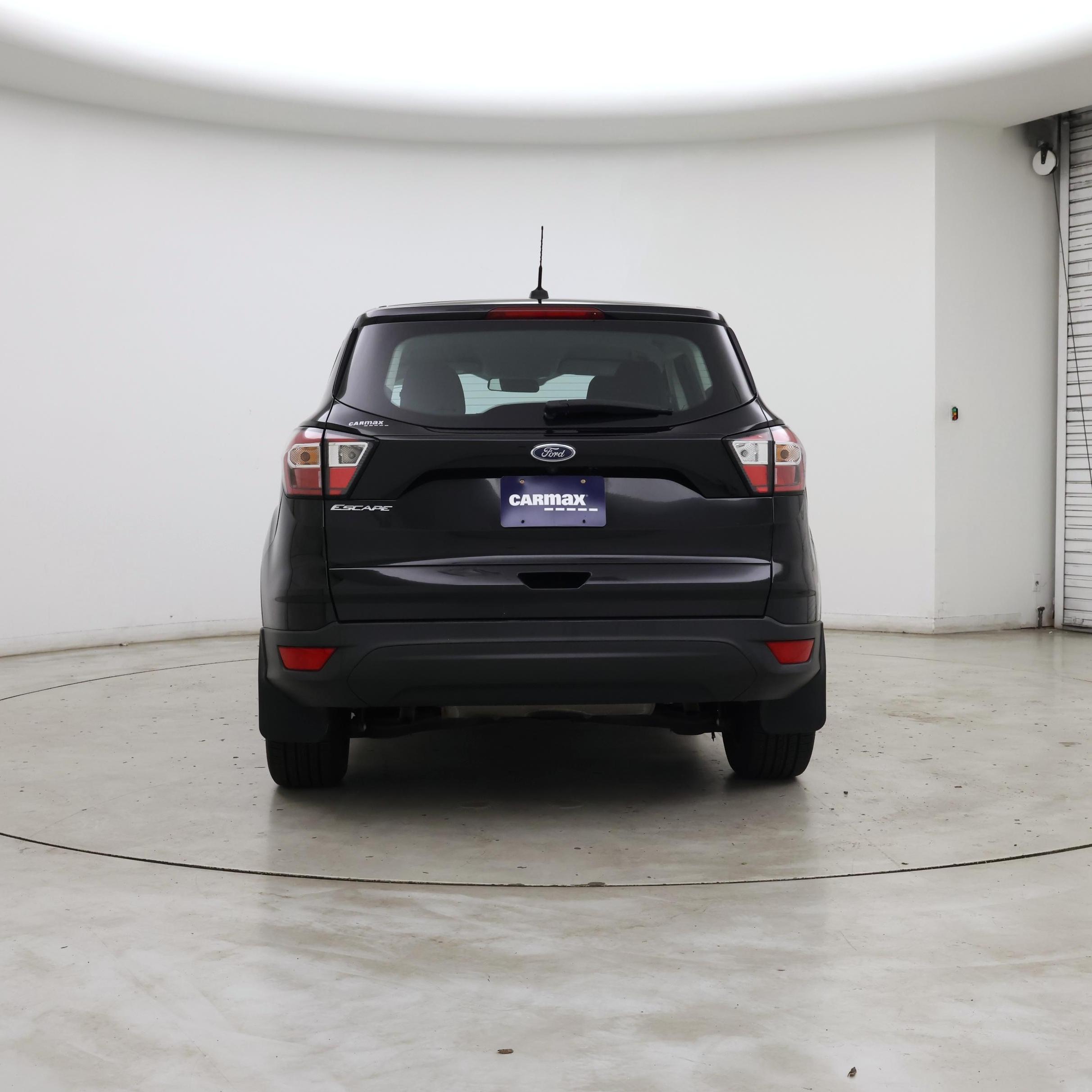 Thumbnail: 2017 Ford Escape - 6
