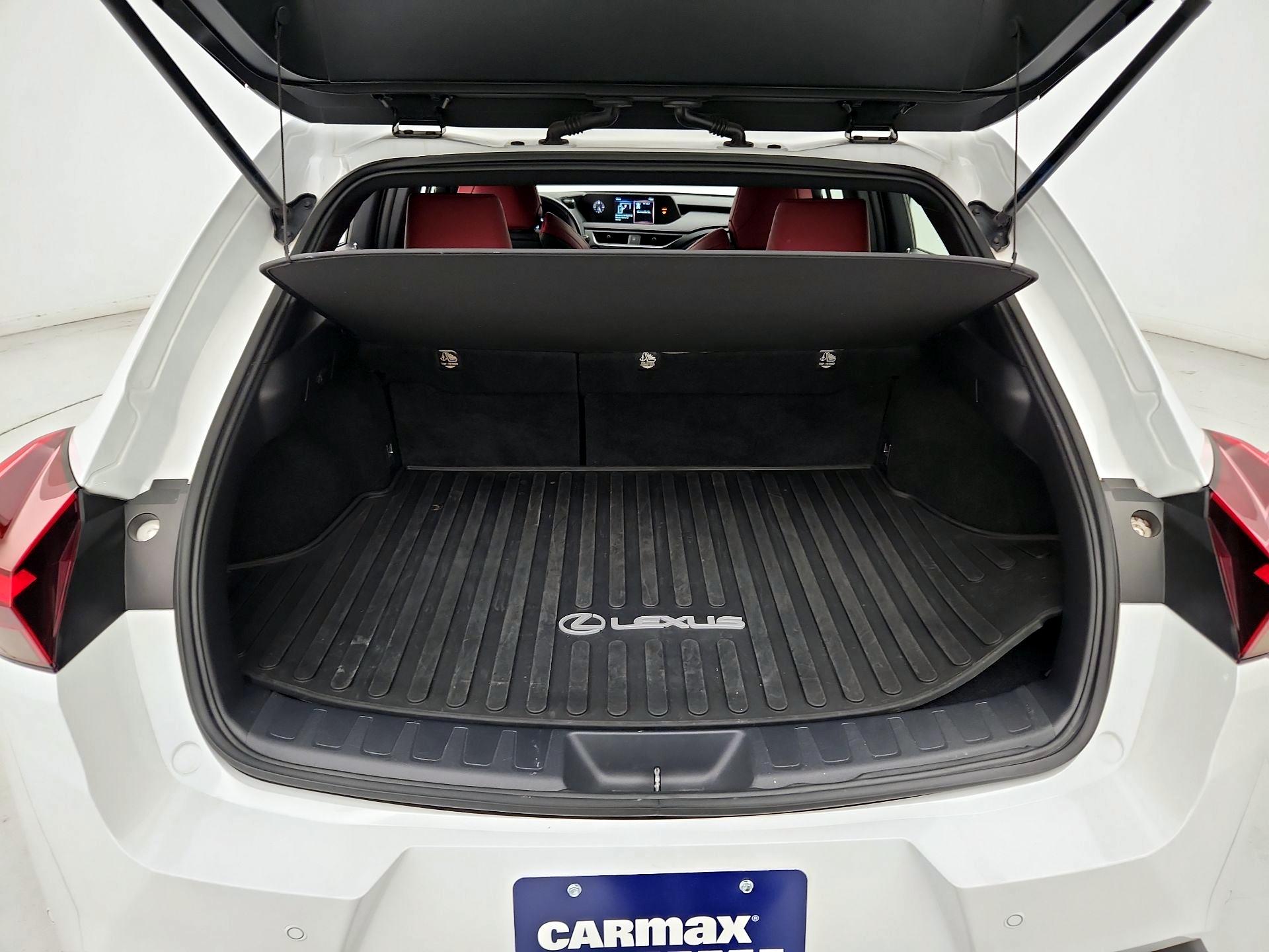 Thumbnail: 2021 Lexus UX - 20