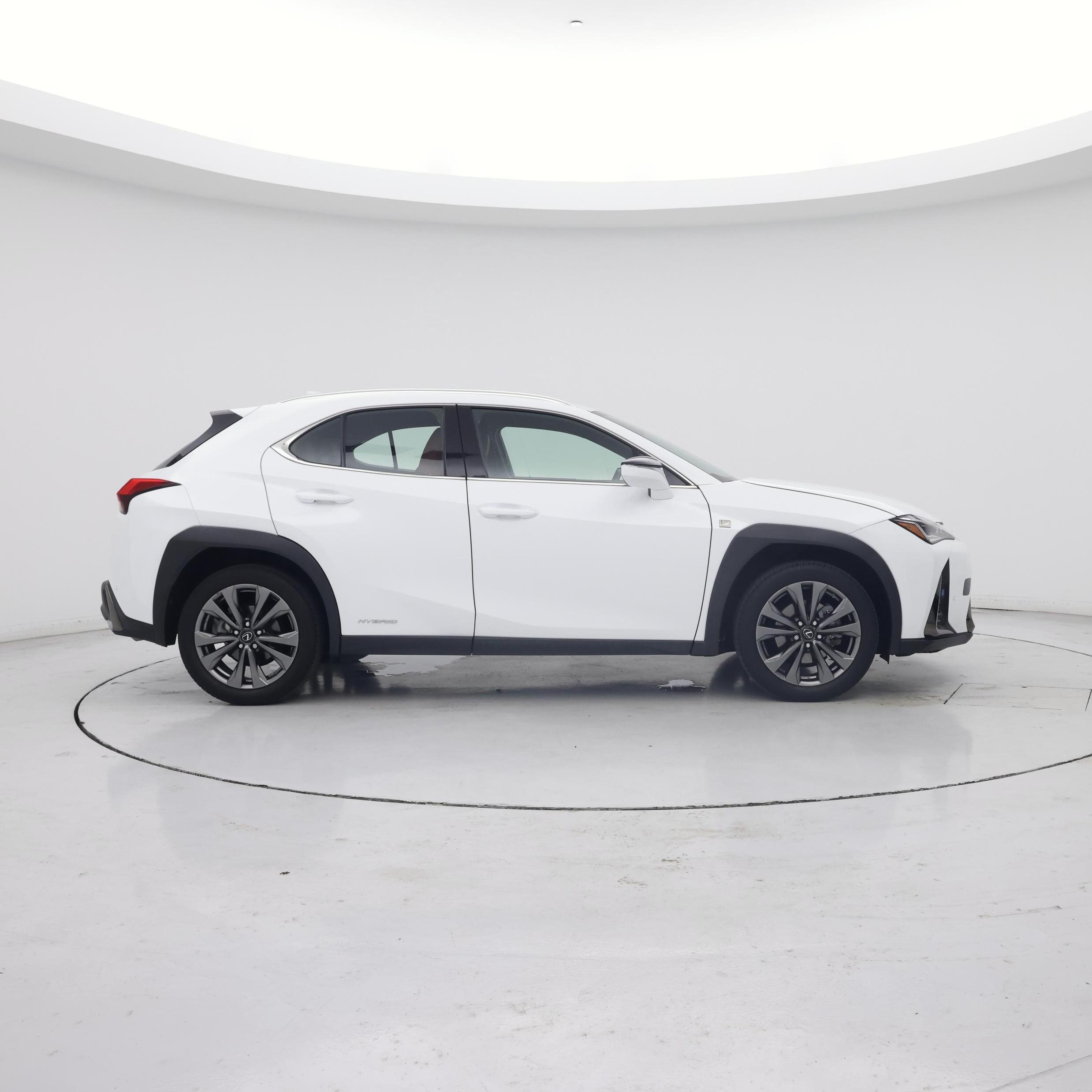 Thumbnail: 2021 Lexus UX - 7