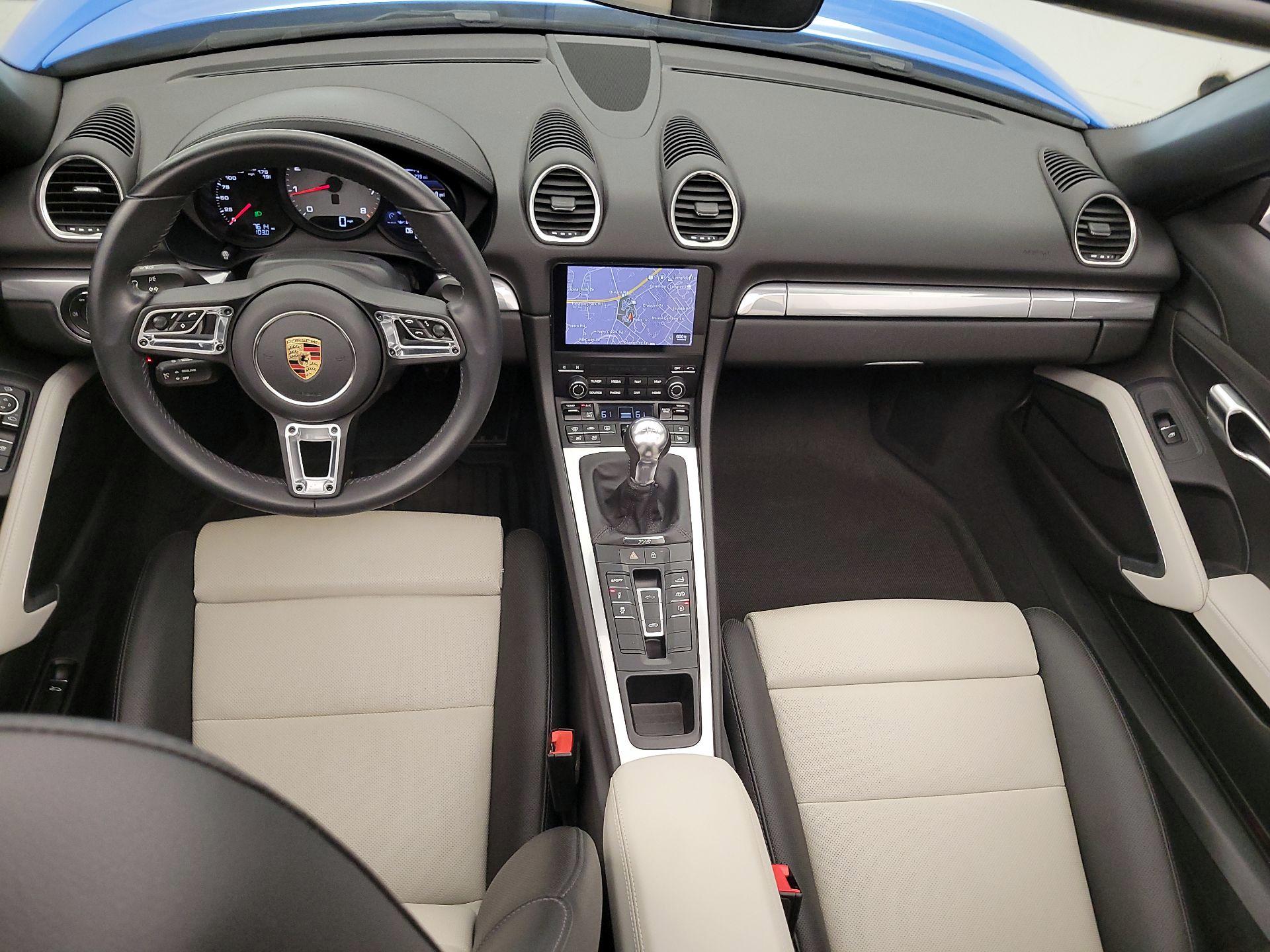 Thumbnail: 2024 Porsche 718 Boxster - 8