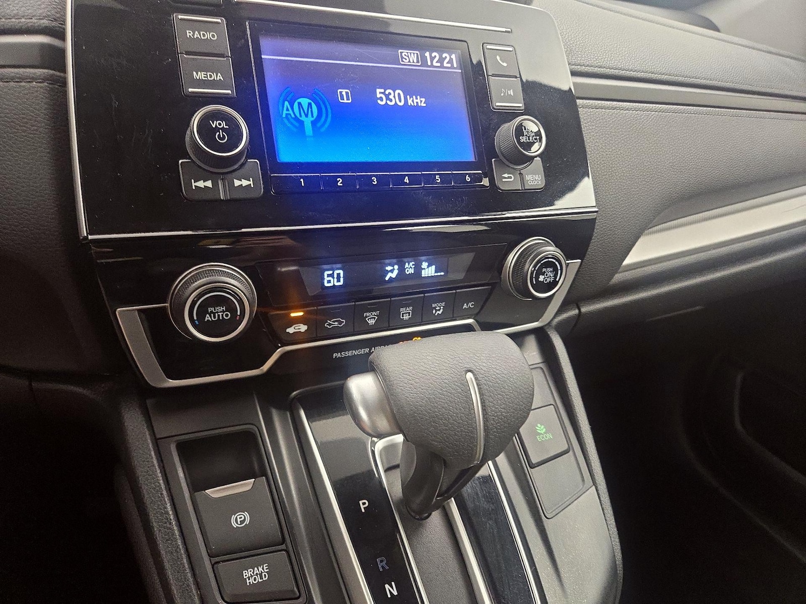 2017 Honda CR-V LX - Photo 17