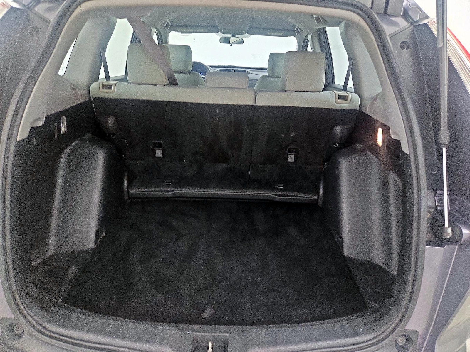 2017 Honda CR-V LX - Photo 21