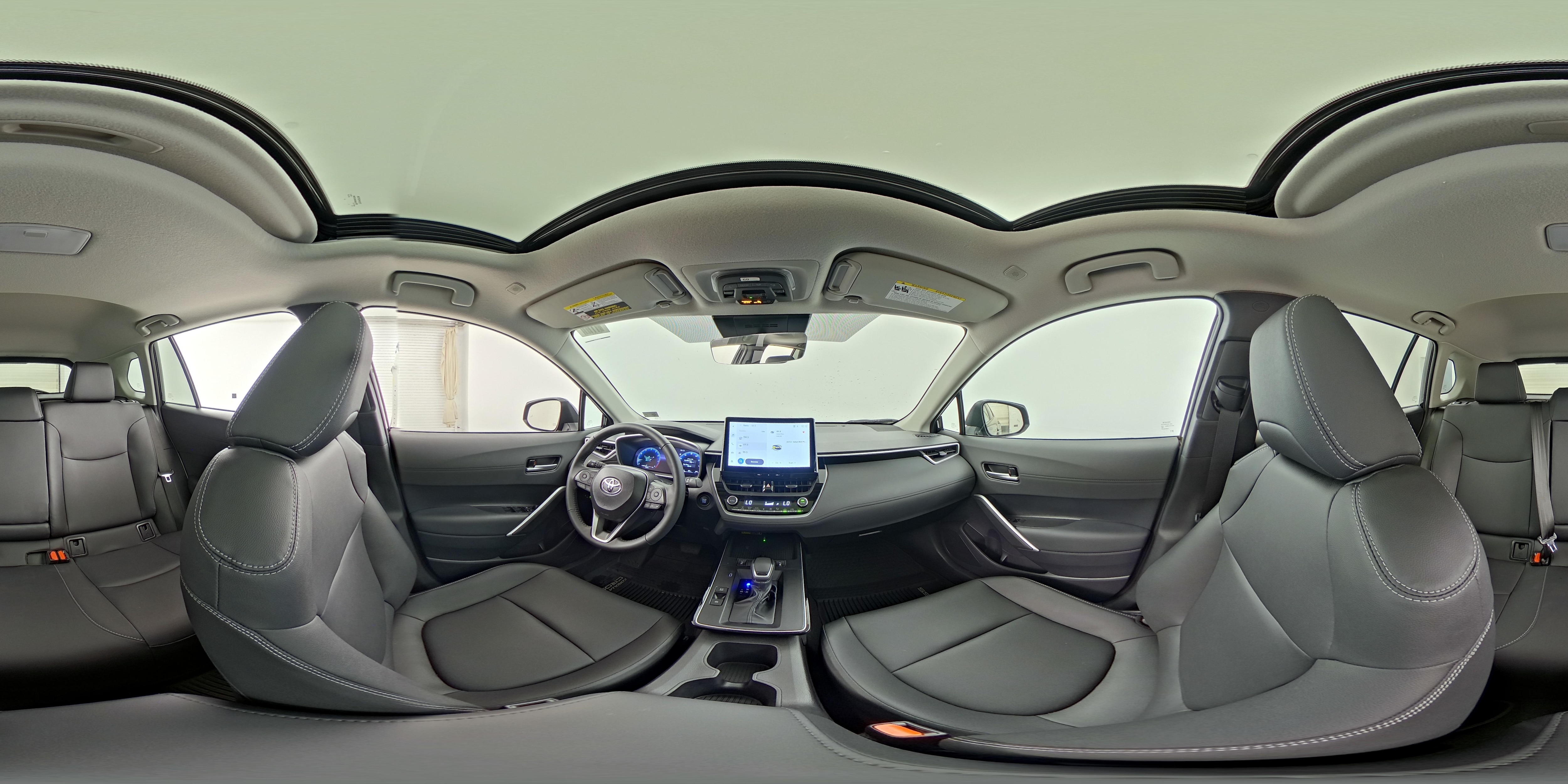 2026 Toyota Corolla Cross XLE - Photo 25