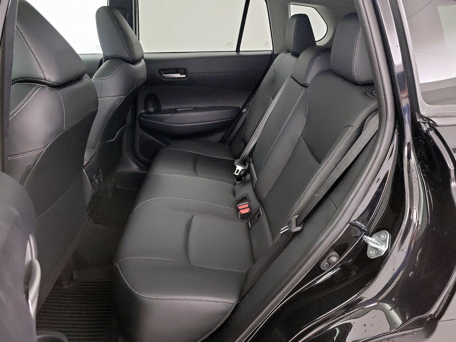 2026 Toyota Corolla Cross XLE - Photo 21