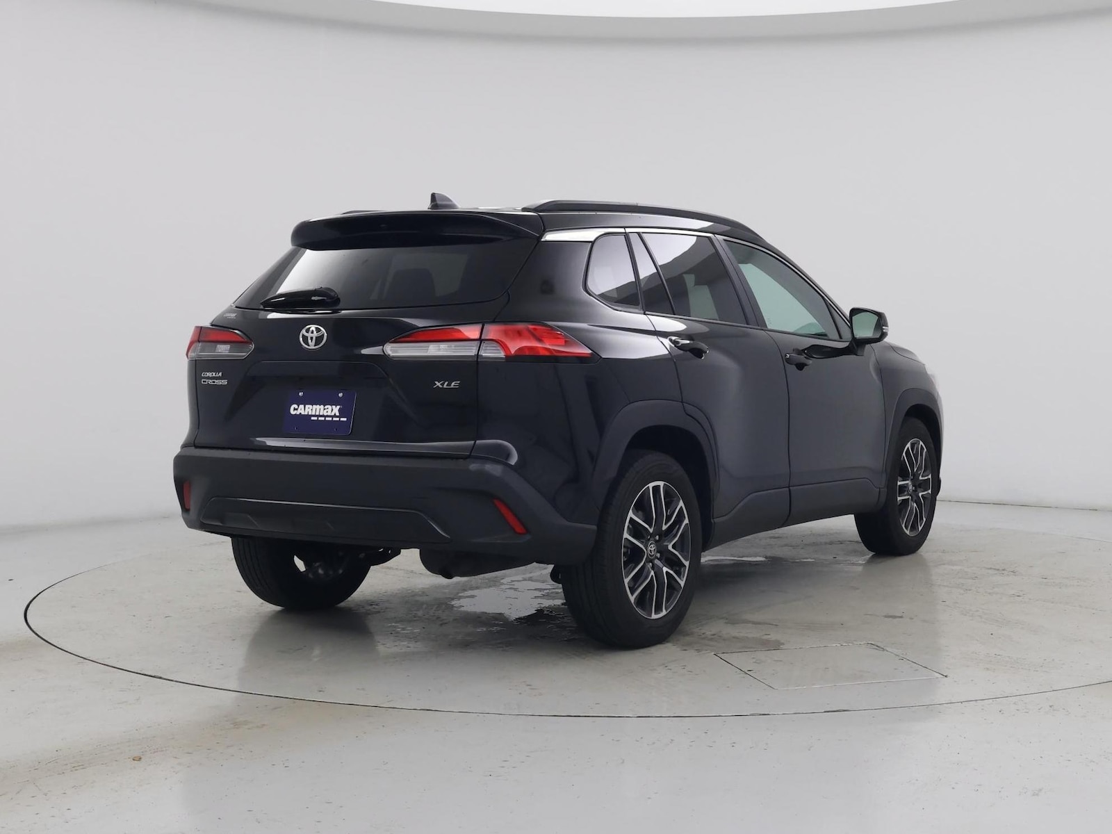 2026 Toyota Corolla Cross XLE - Photo 9