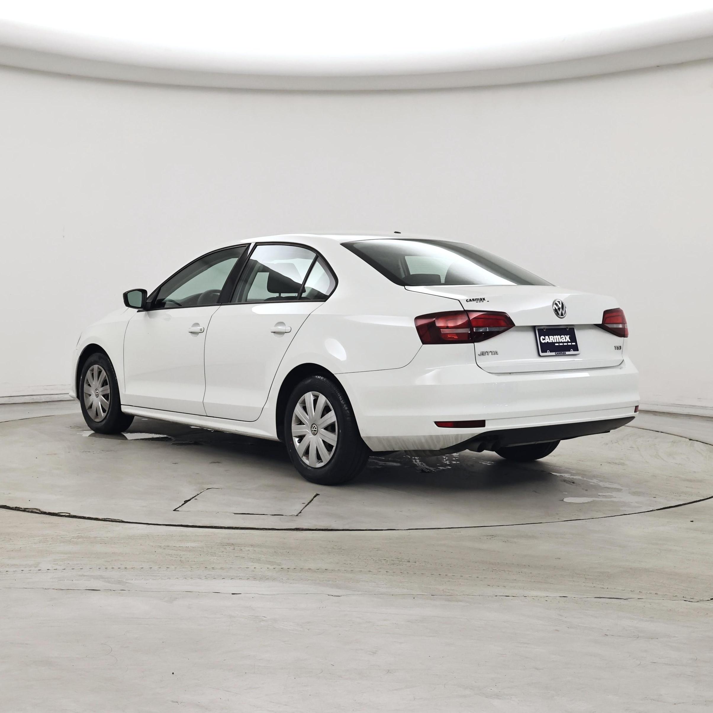 Thumbnail: 2016 Volkswagen Jetta - 2