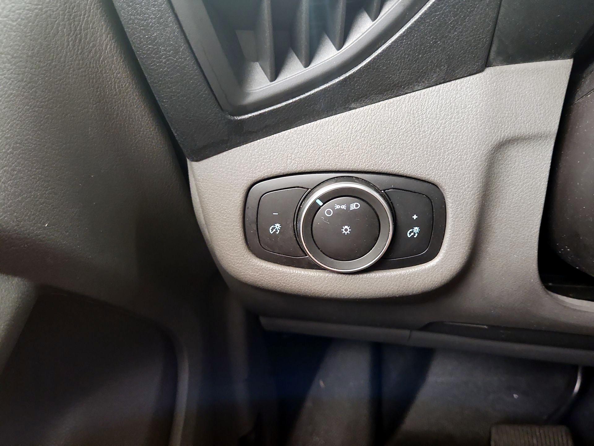 Thumbnail: 2019 Ford Transit Series - 13