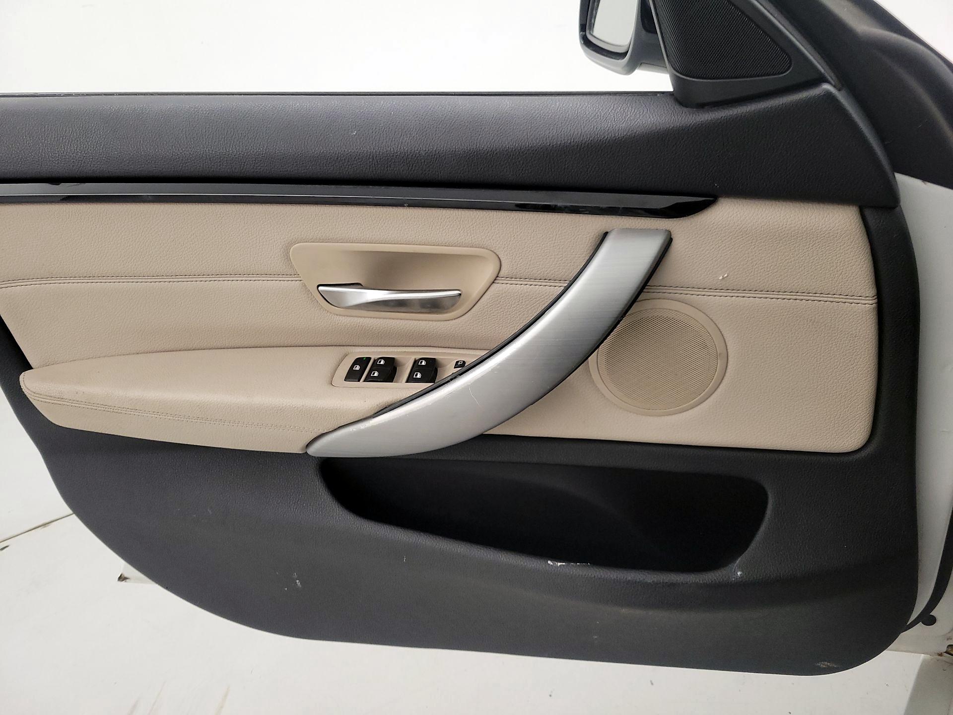 Thumbnail: 2016 BMW 4 Series - 12