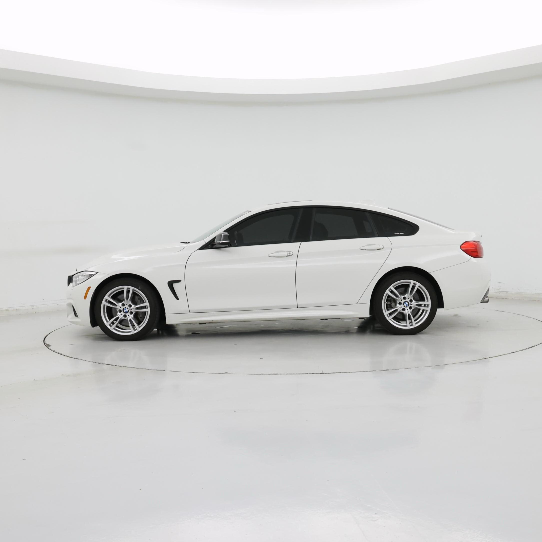Thumbnail: 2016 BMW 4 Series - 3