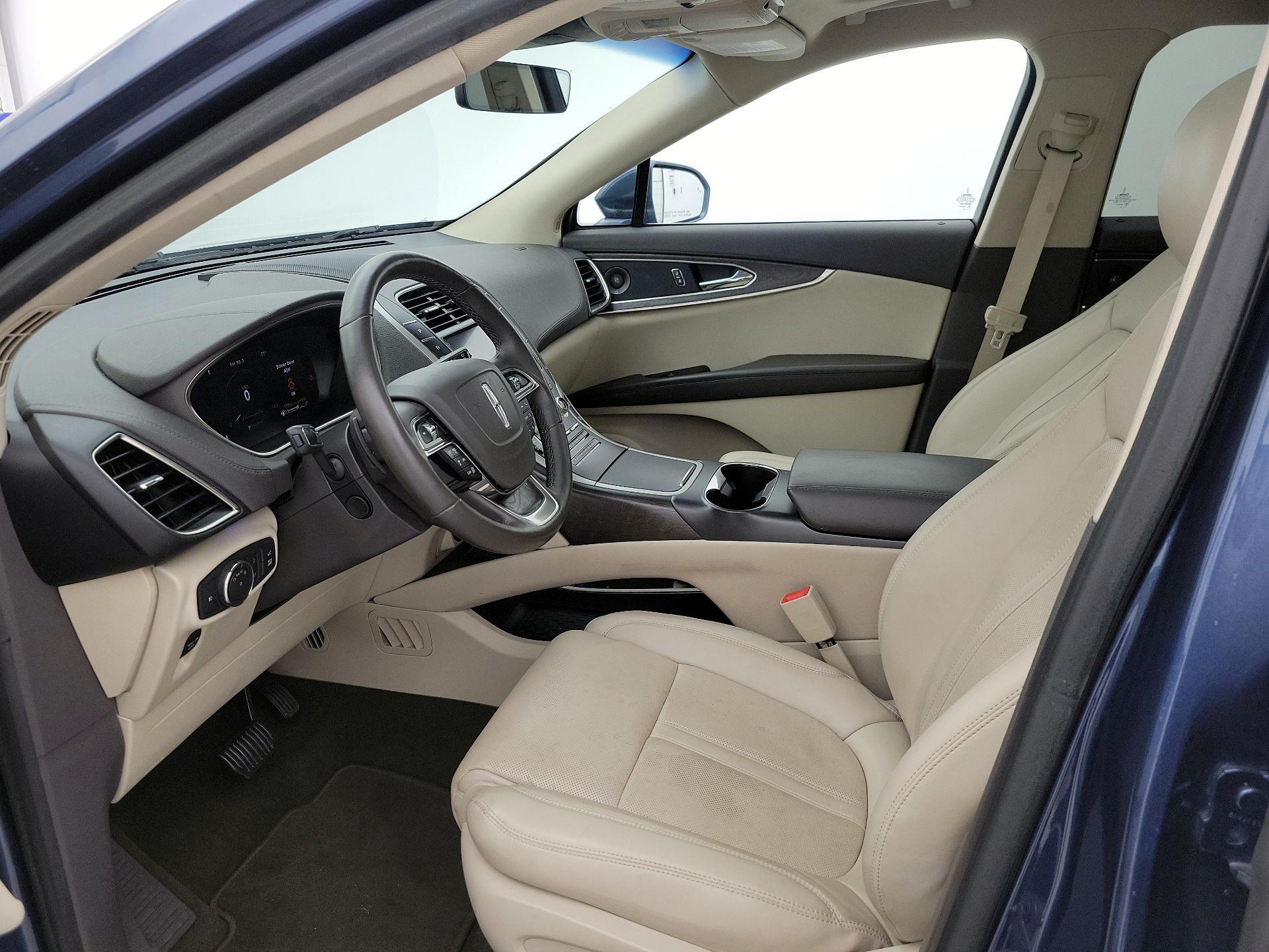 Thumbnail: 2019 Lincoln Nautilus - 11