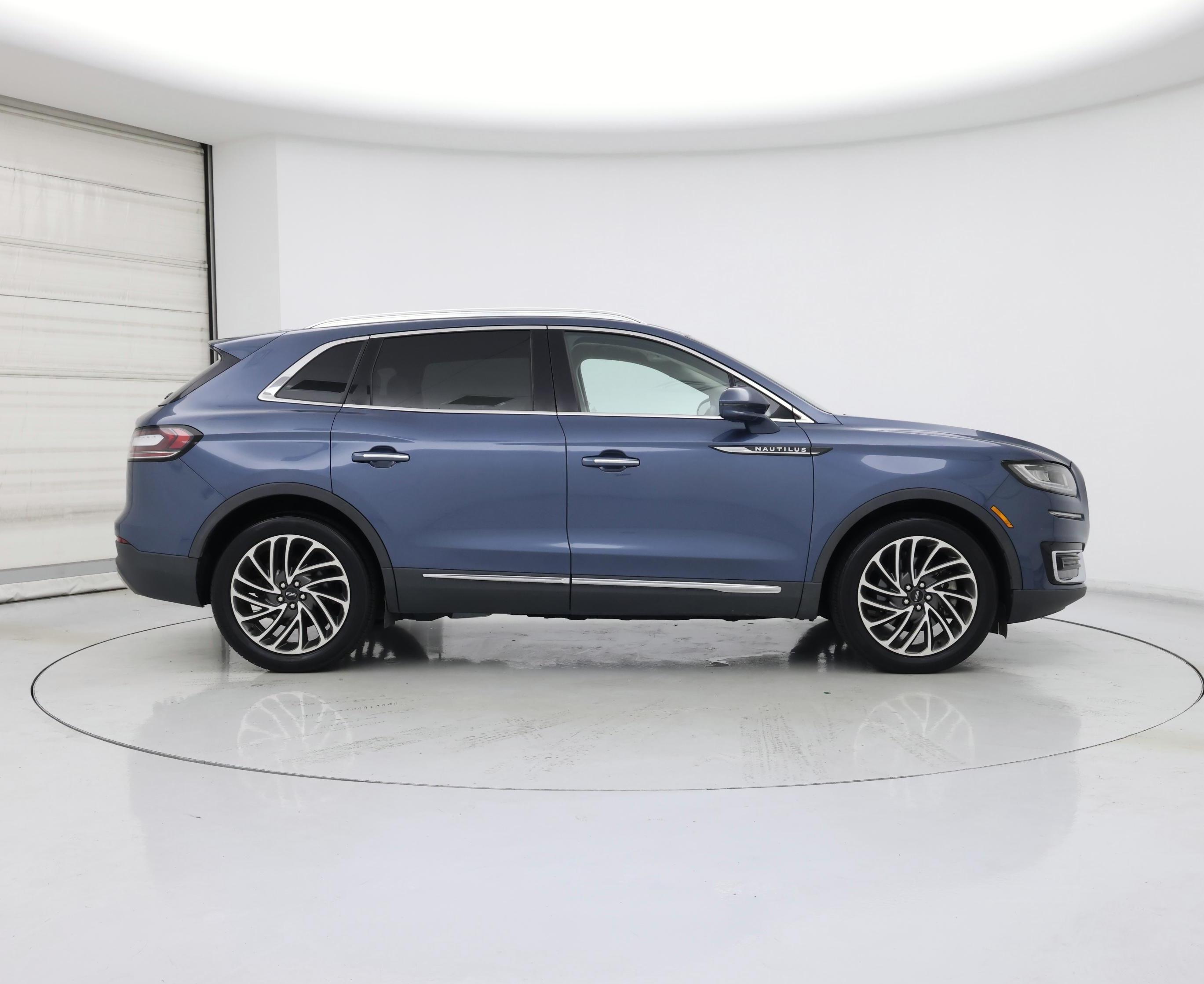 Thumbnail: 2019 Lincoln Nautilus - 7