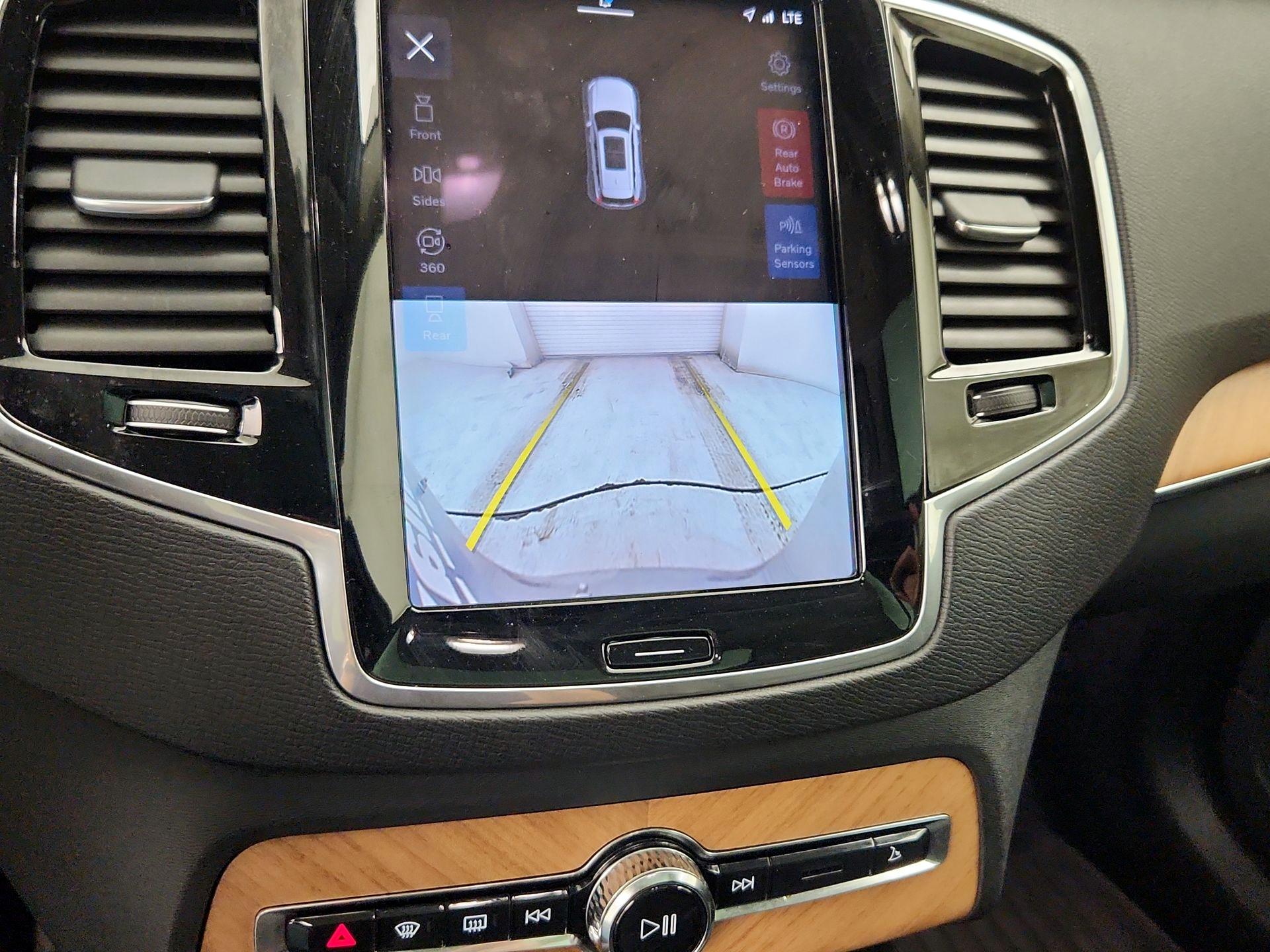 Thumbnail: 2023 Volvo XC90 - 15