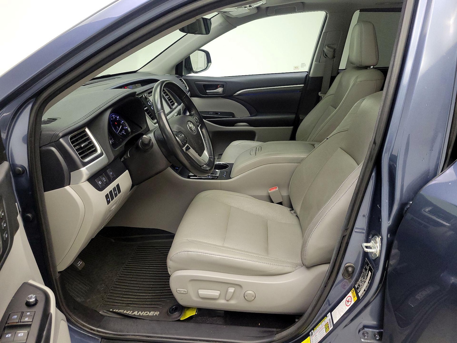 2017 Toyota Highlander Limited - Photo 12