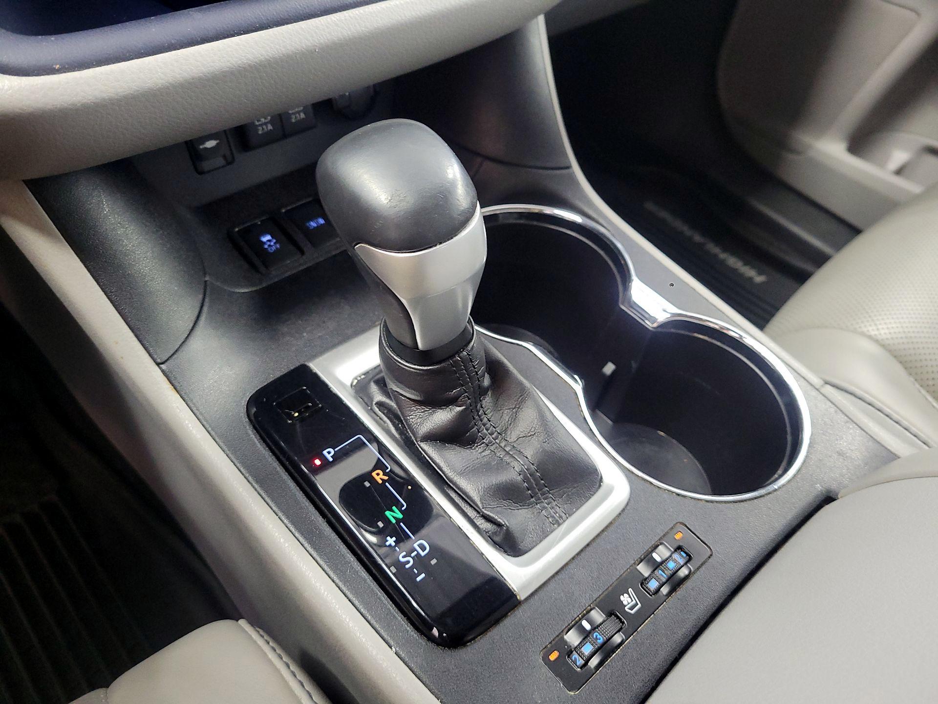 Thumbnail: 2017 Toyota Highlander - 17