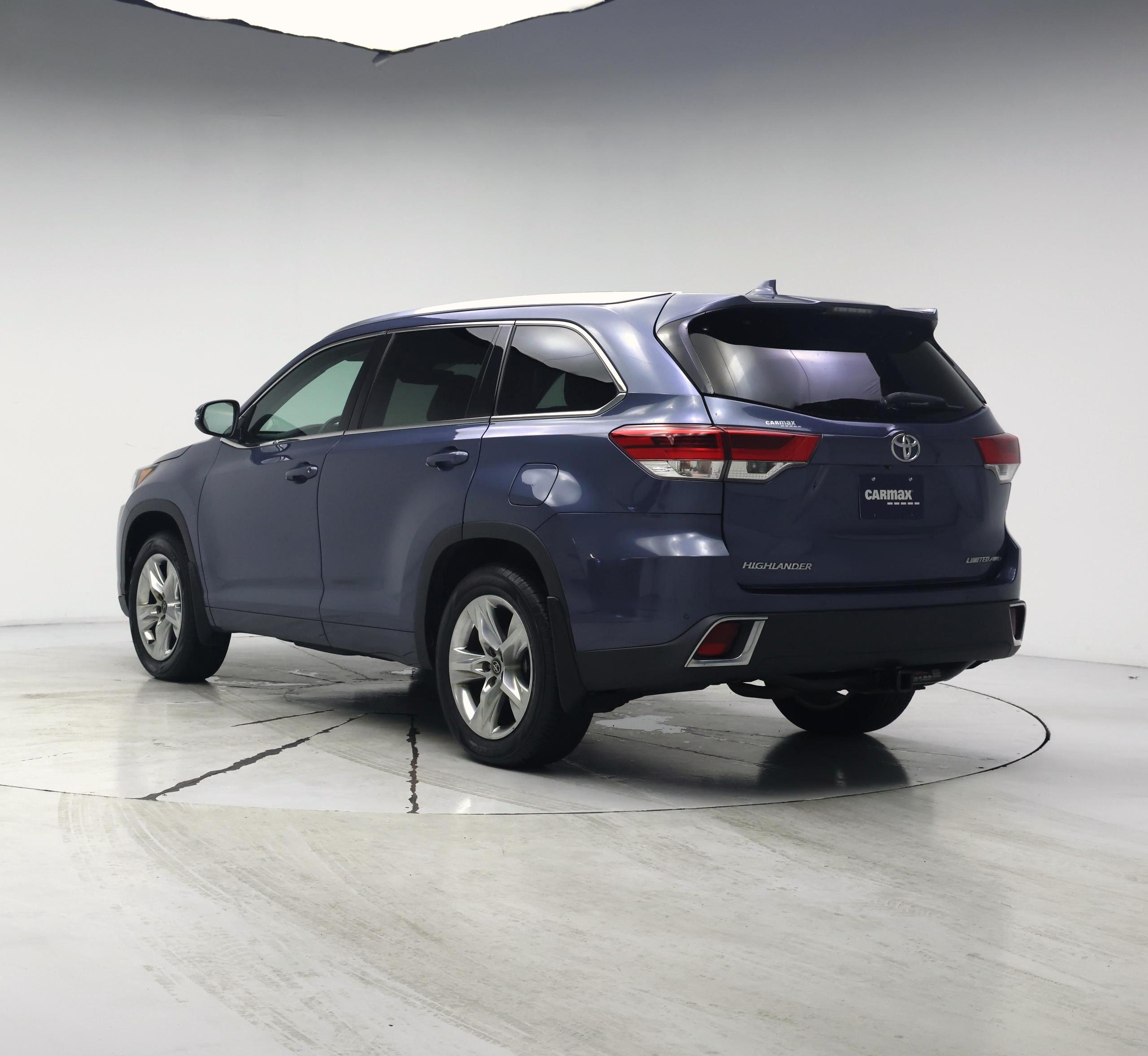 Thumbnail: 2017 Toyota Highlander - 2