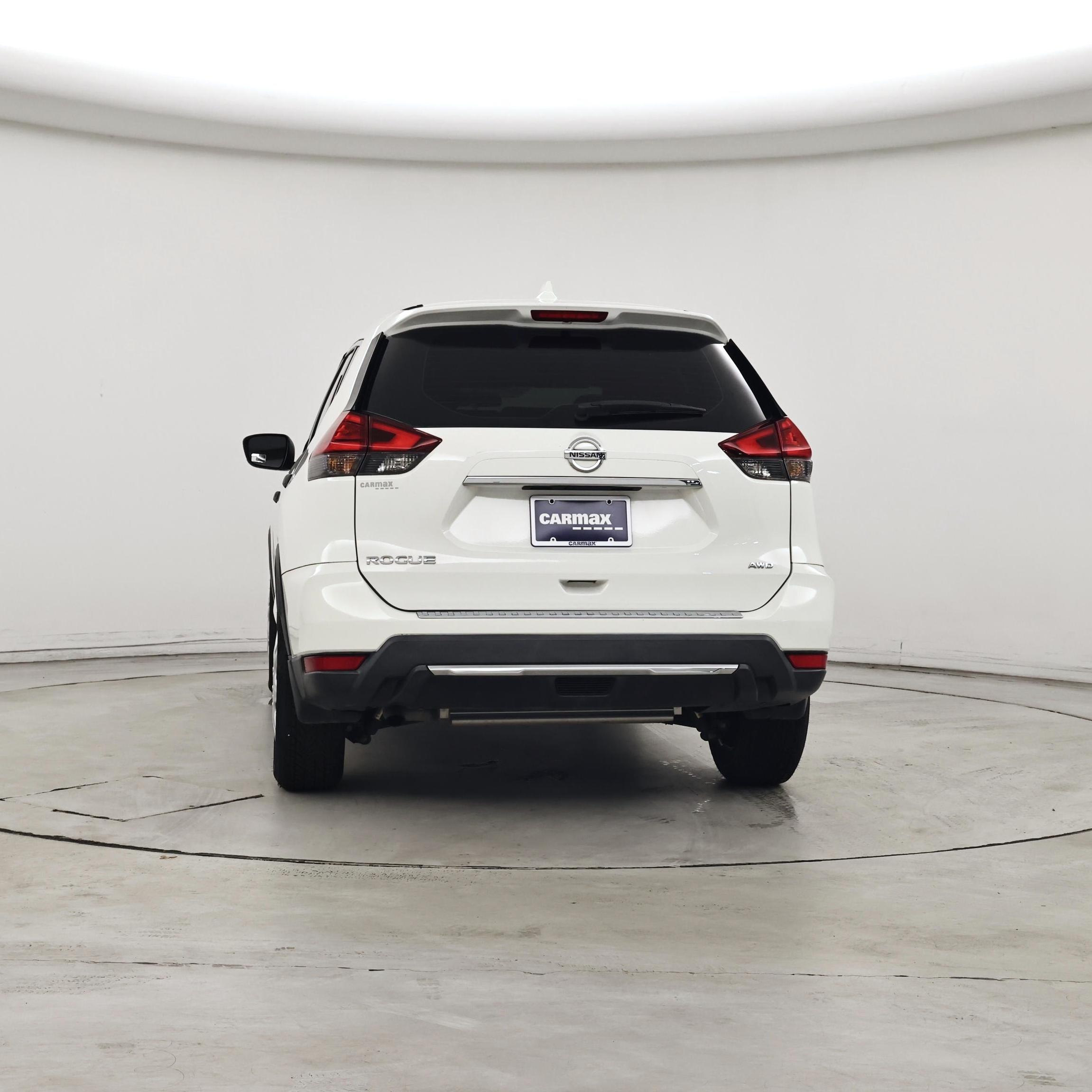 Thumbnail: 2017 Nissan Rogue - 6