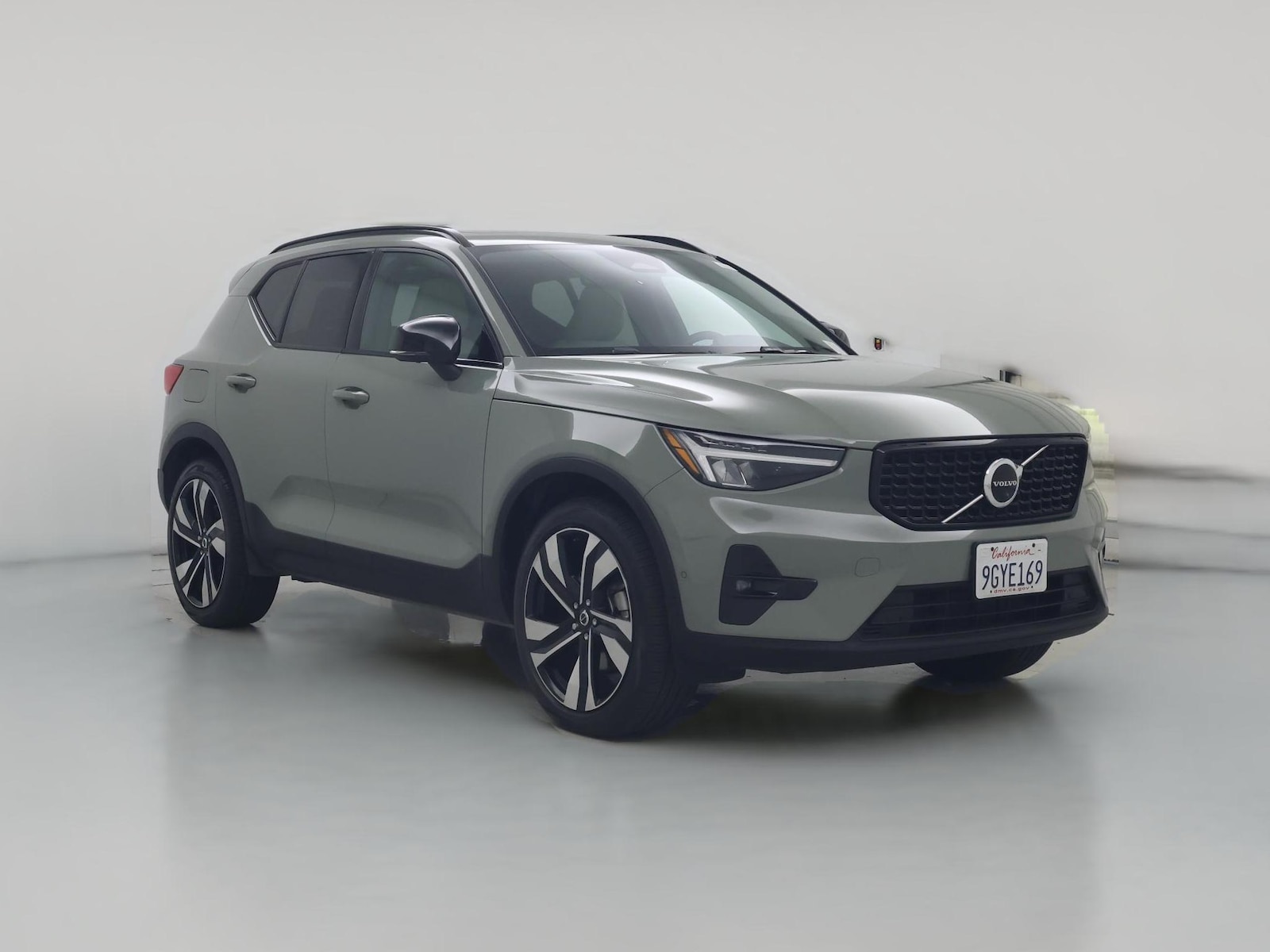 2023 Volvo XC40 Ultimate