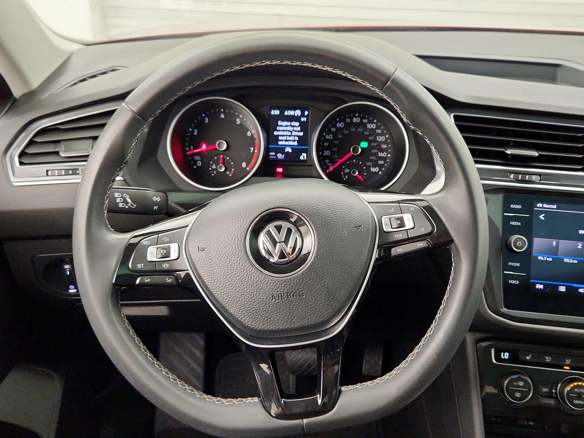 Thumbnail: 2021 Volkswagen Tiguan - 10