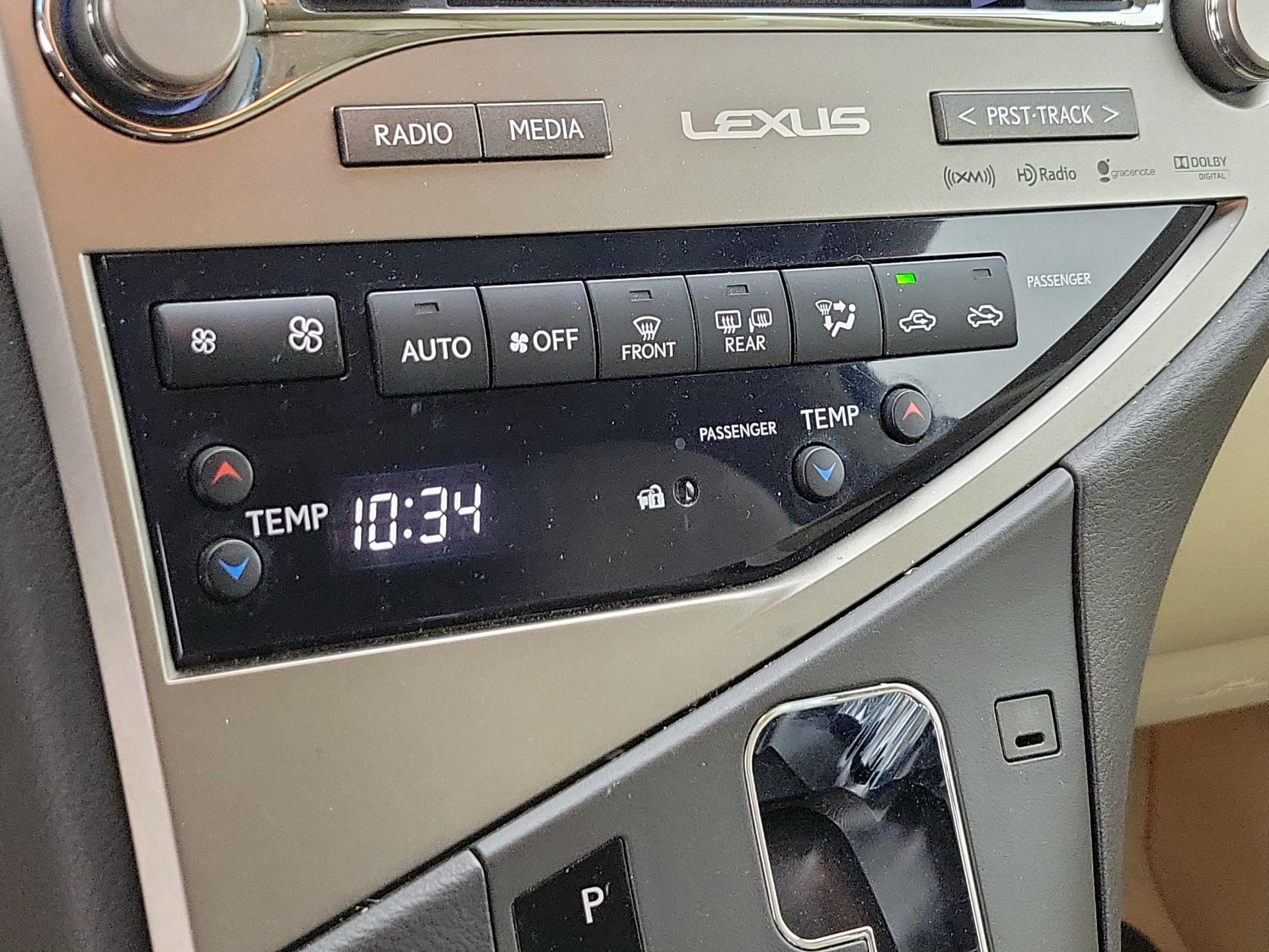 Thumbnail: 2015 Lexus RX - 17