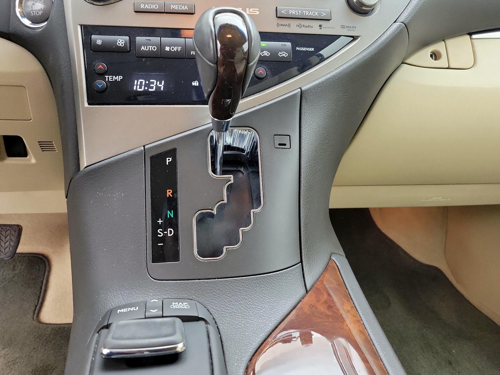 Thumbnail: 2015 Lexus RX - 18