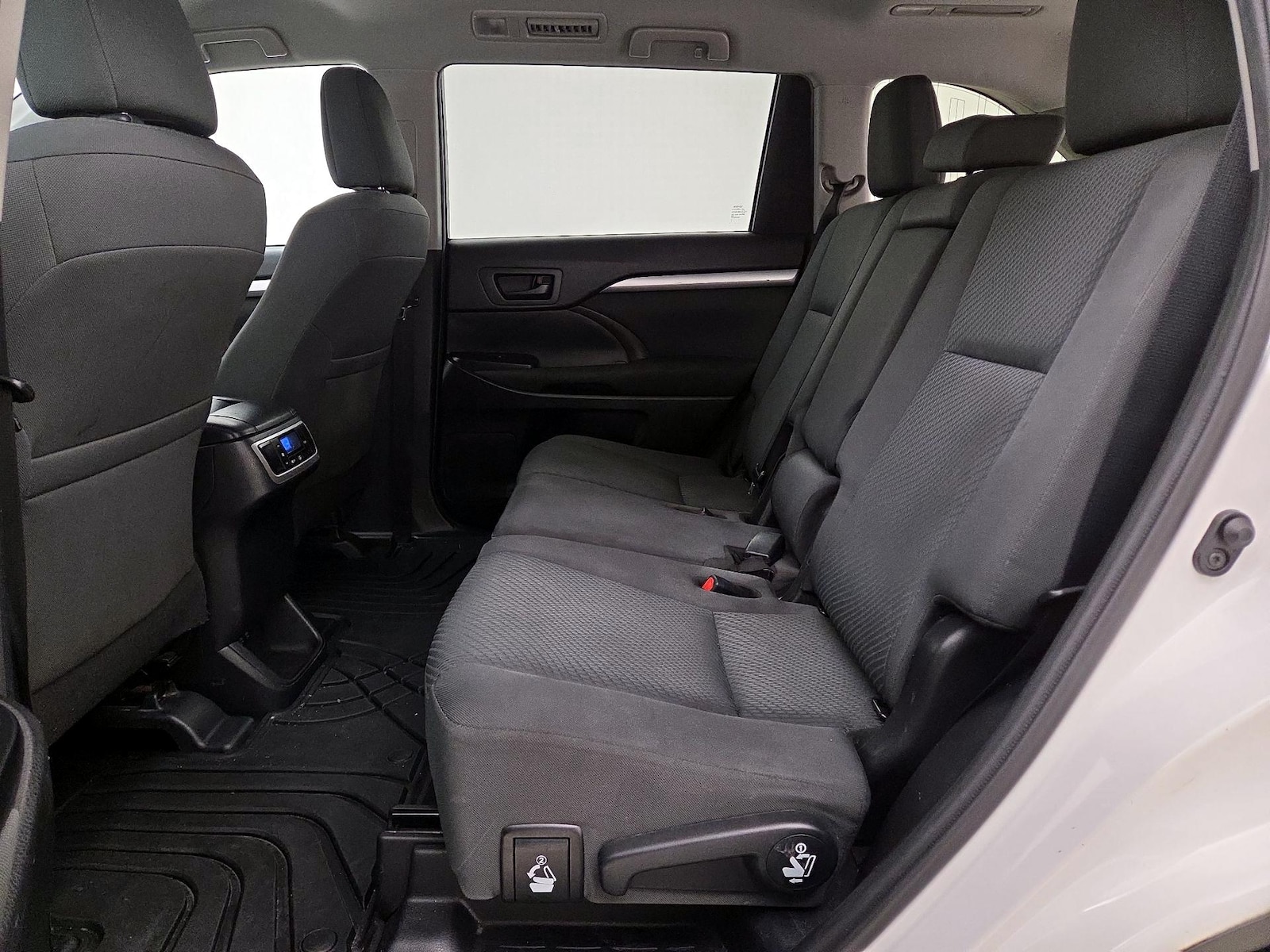 Rear Air Conditioning
