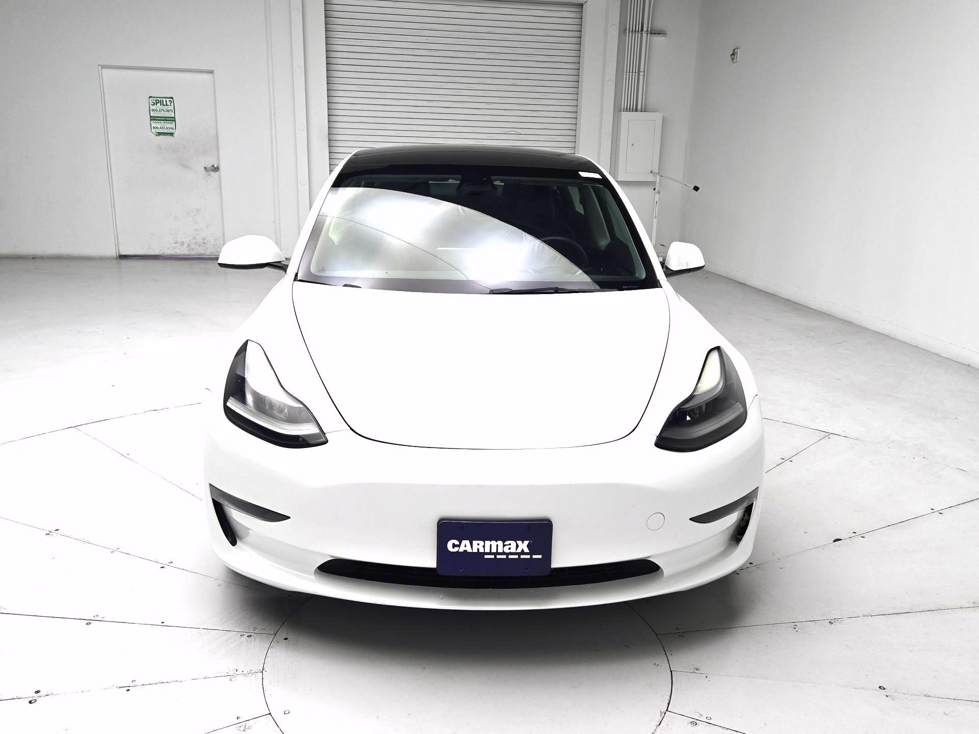 Thumbnail: 2023 Tesla Model 3 - 2