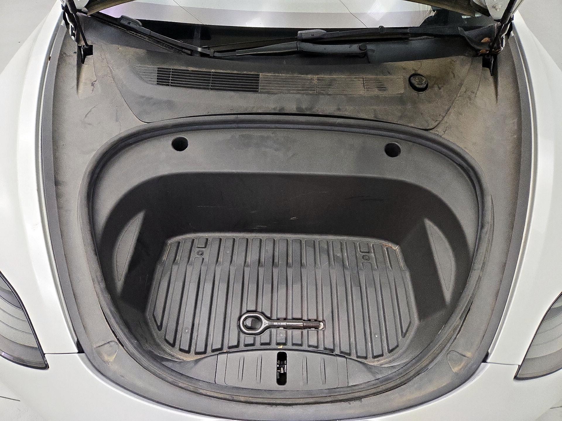 Thumbnail: 2023 Tesla Model 3 - 19