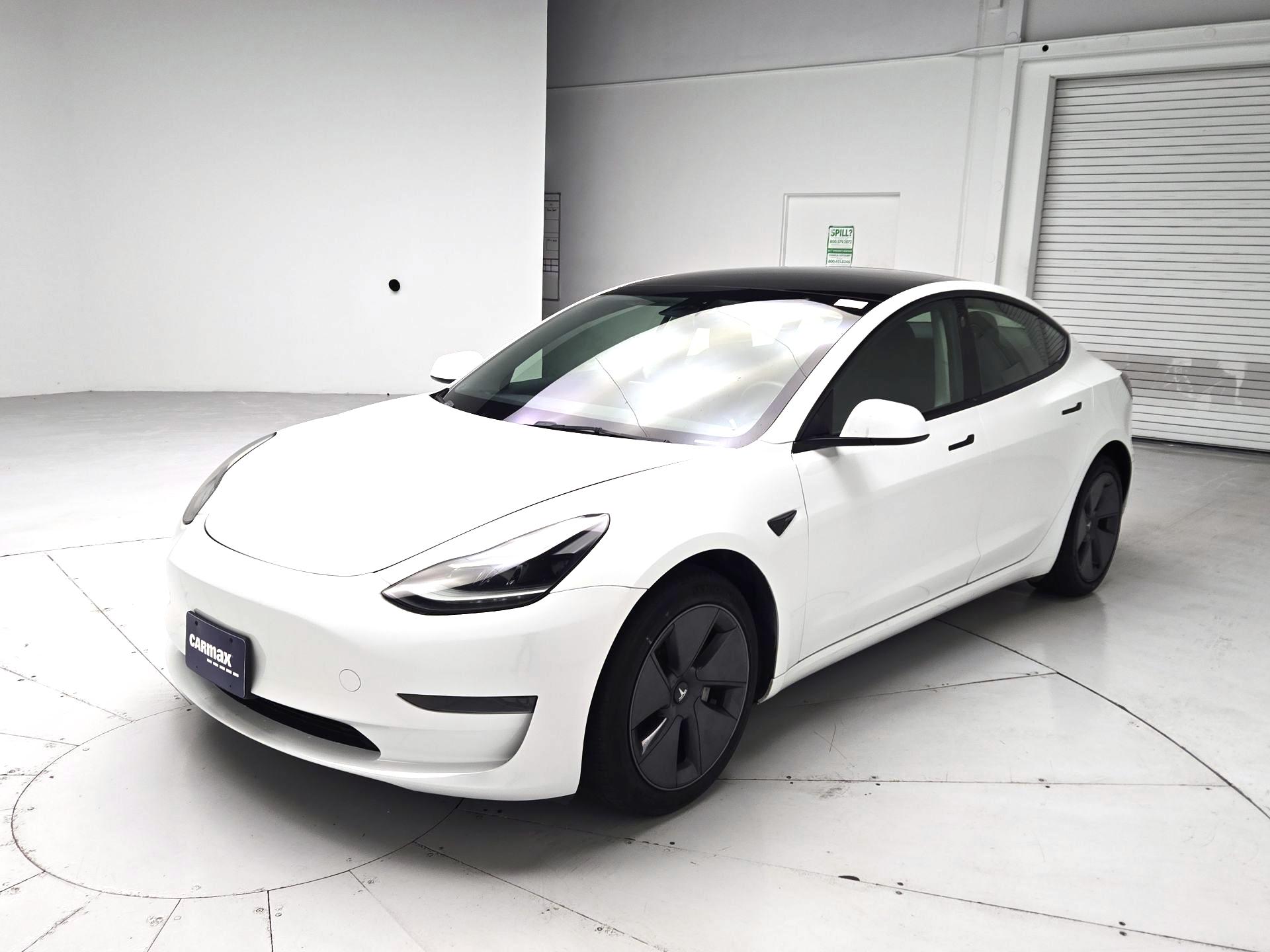 Thumbnail: 2023 Tesla Model 3 - 3