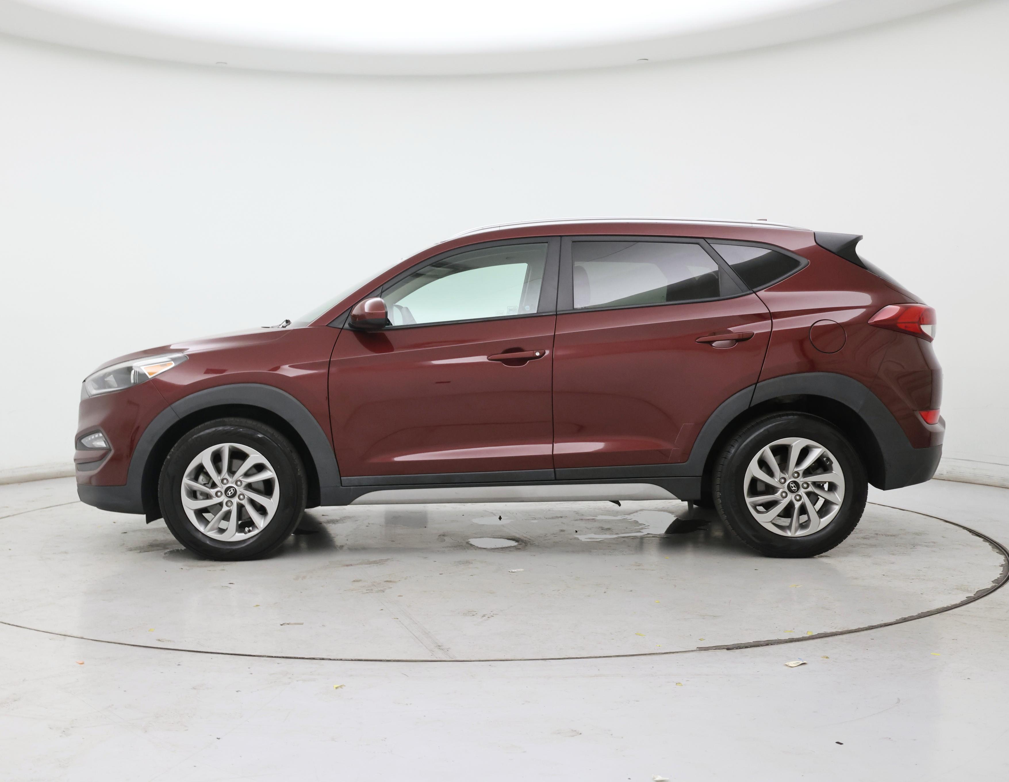 Thumbnail: 2018 Hyundai Tucson - 3