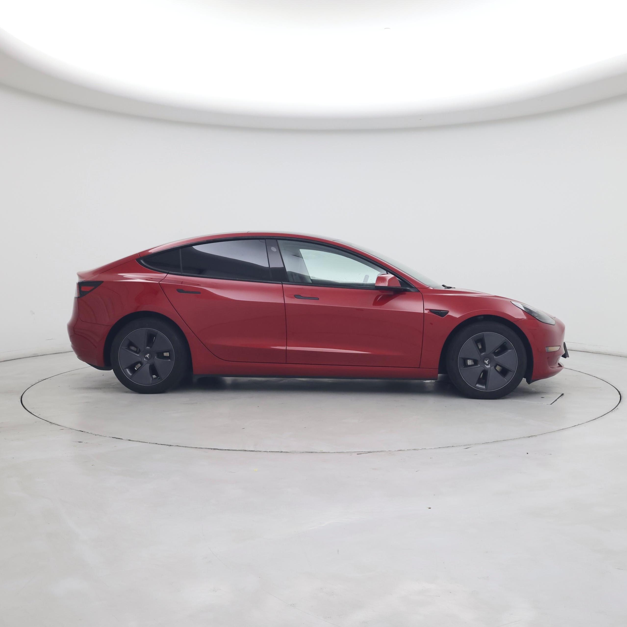 Thumbnail: 2023 Tesla Model 3 - 7