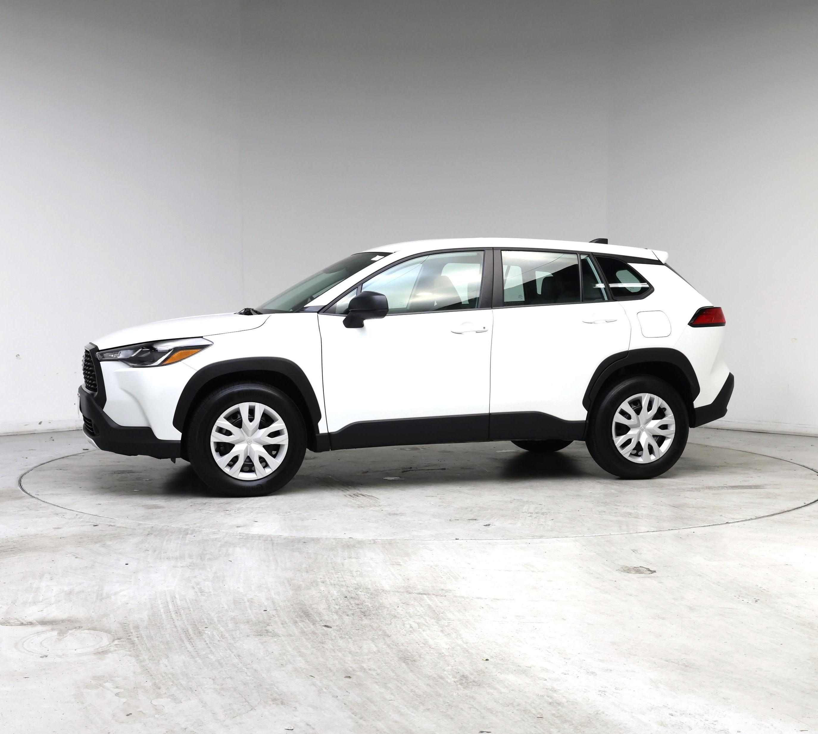 Thumbnail: 2022 Toyota Corolla Cross - 3