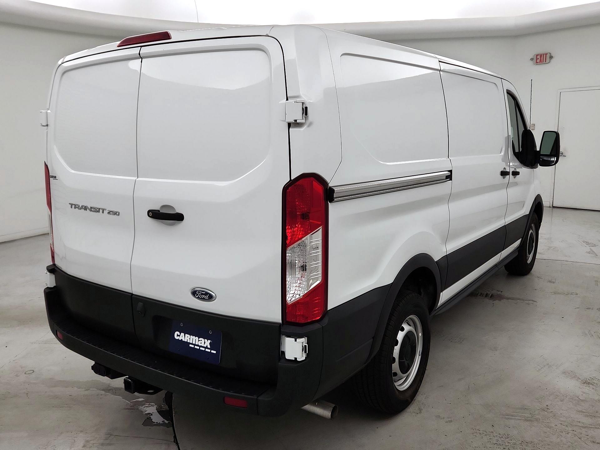 Thumbnail: 2022 Ford Transit Series - 5