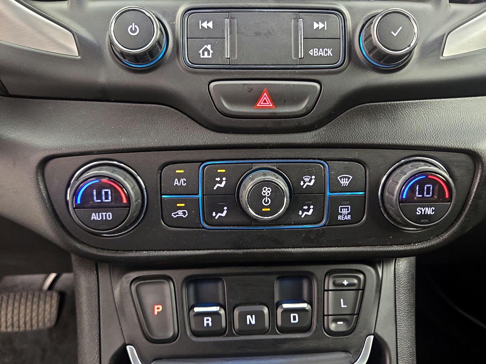 Thumbnail: 2021 GMC Terrain - 17