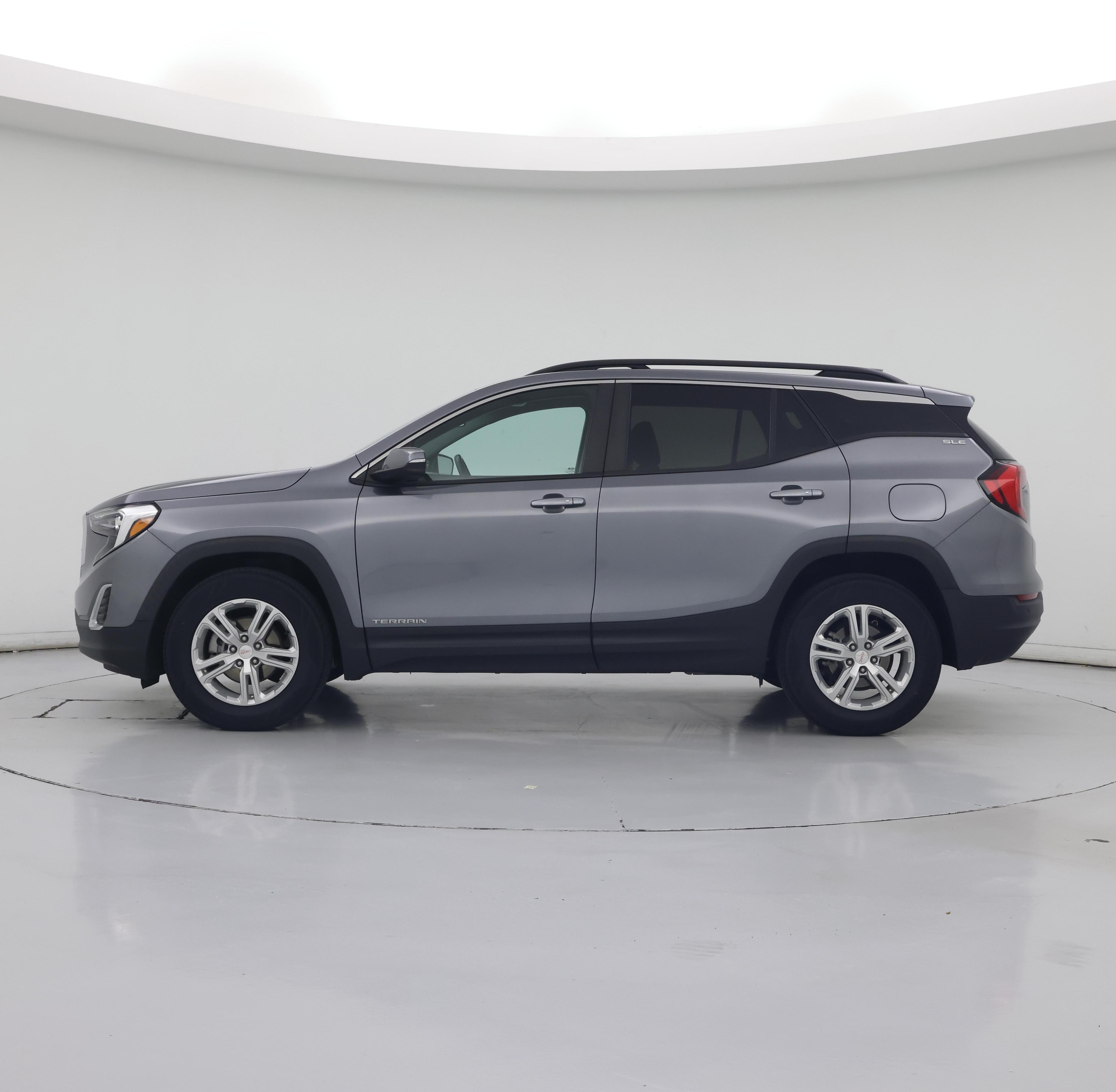 Thumbnail: 2021 GMC Terrain - 3