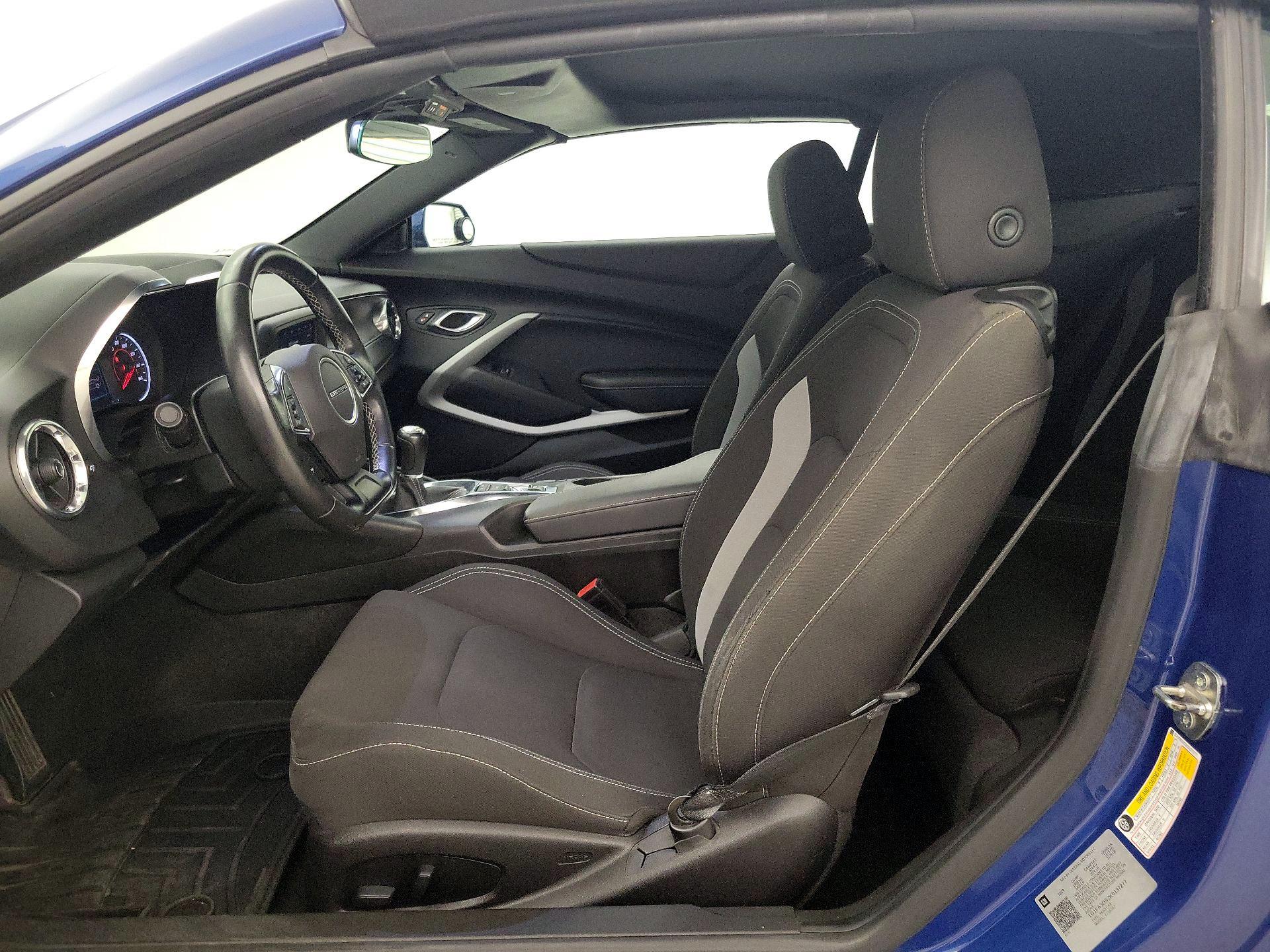 Thumbnail: 2019 Chevrolet Camaro - 11