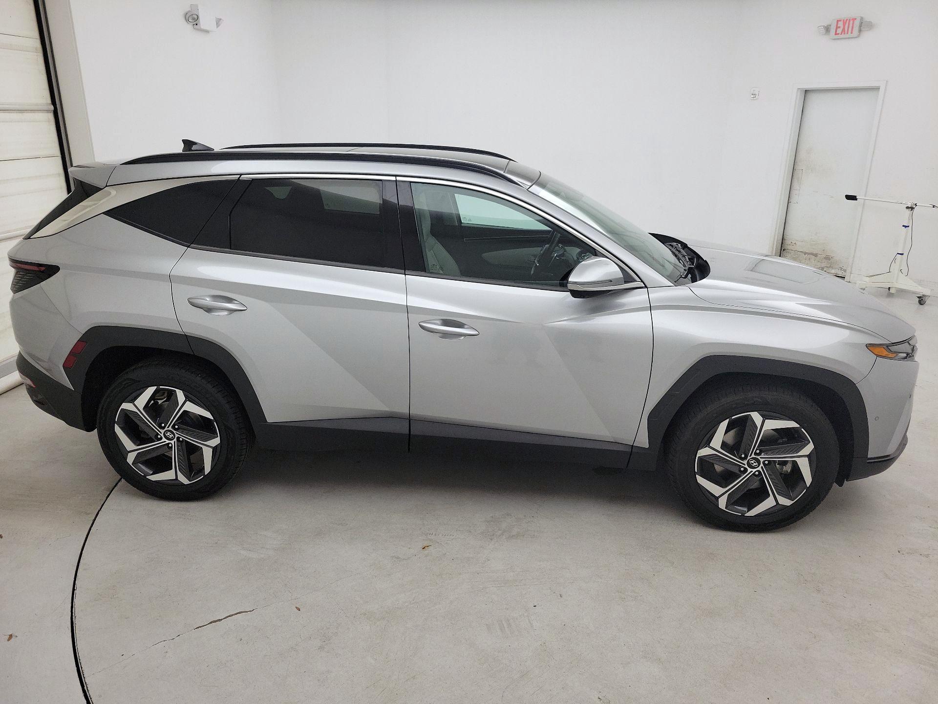 Thumbnail: 2022 Hyundai Tucson - 4