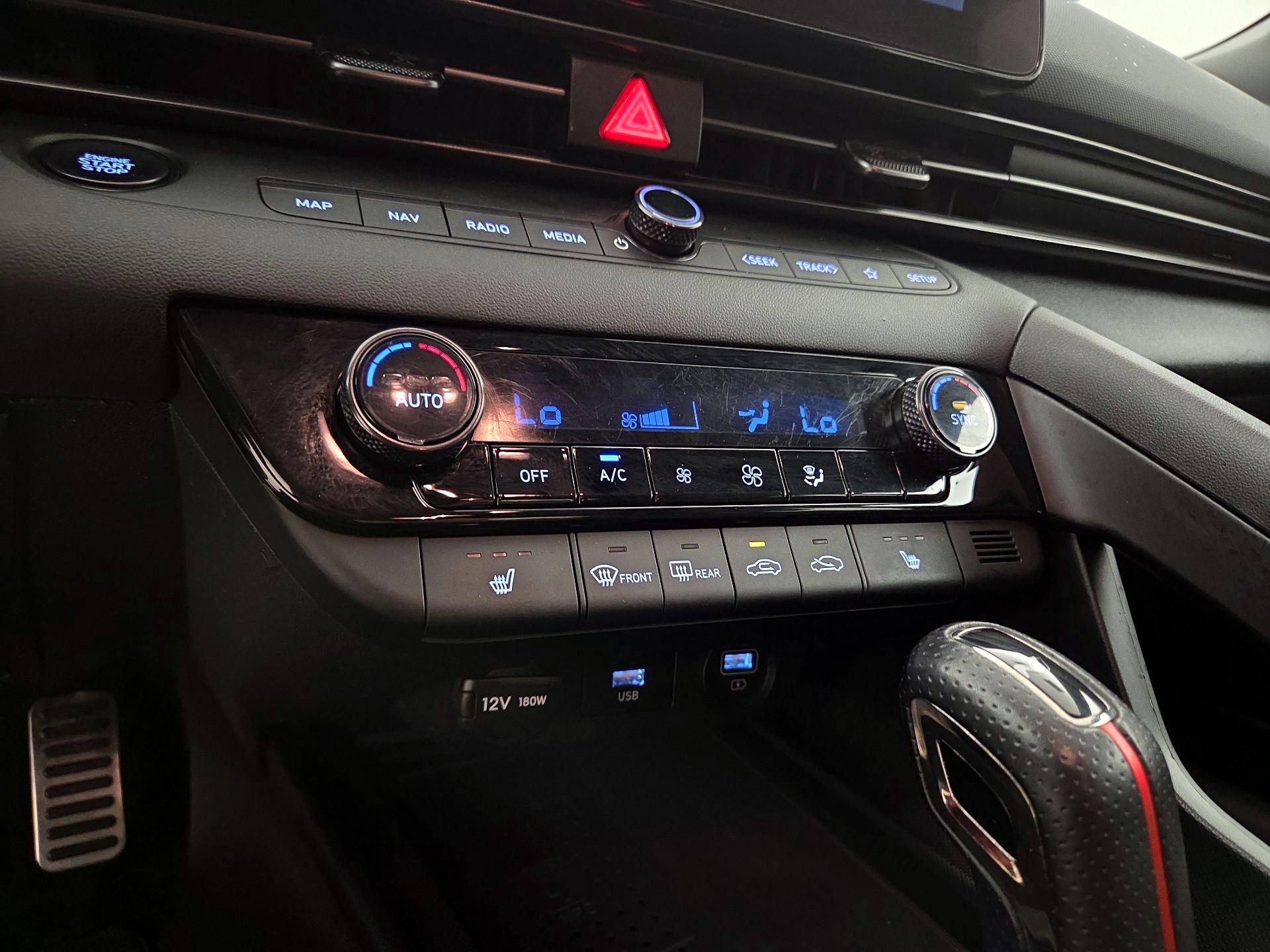 Thumbnail: 2023 Hyundai Elantra - 17