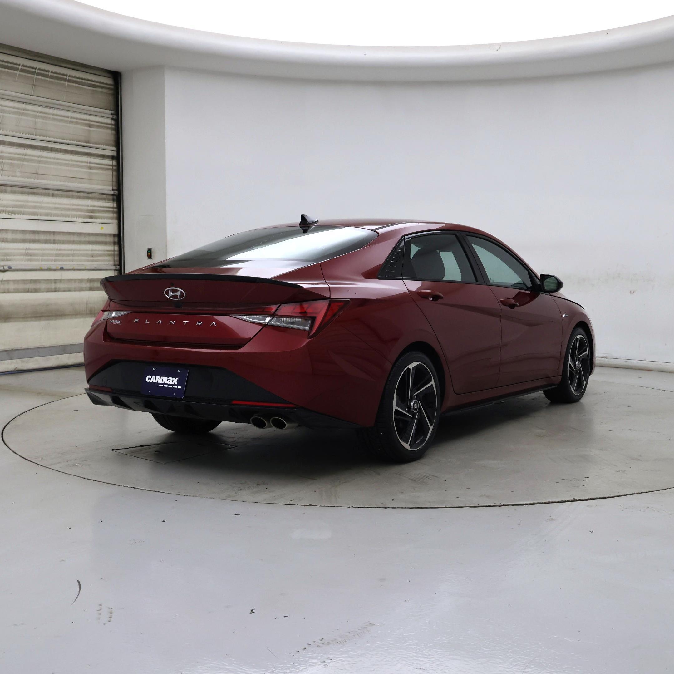 Thumbnail: 2023 Hyundai Elantra - 8