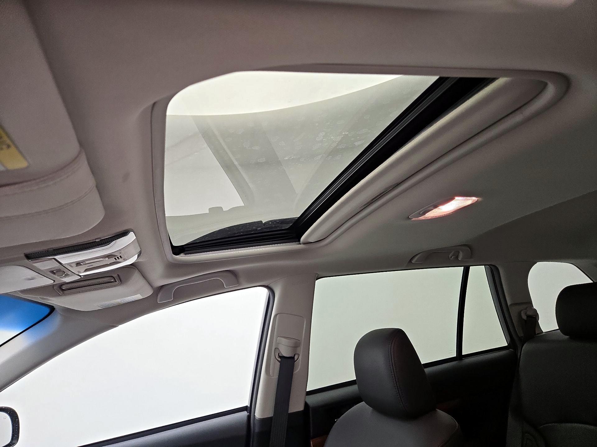 Thumbnail: 2014 Subaru Outback - 19