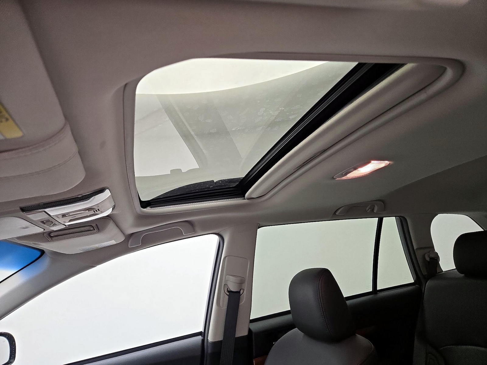 2014 Subaru Outback 2.5i Limited - Photo 20